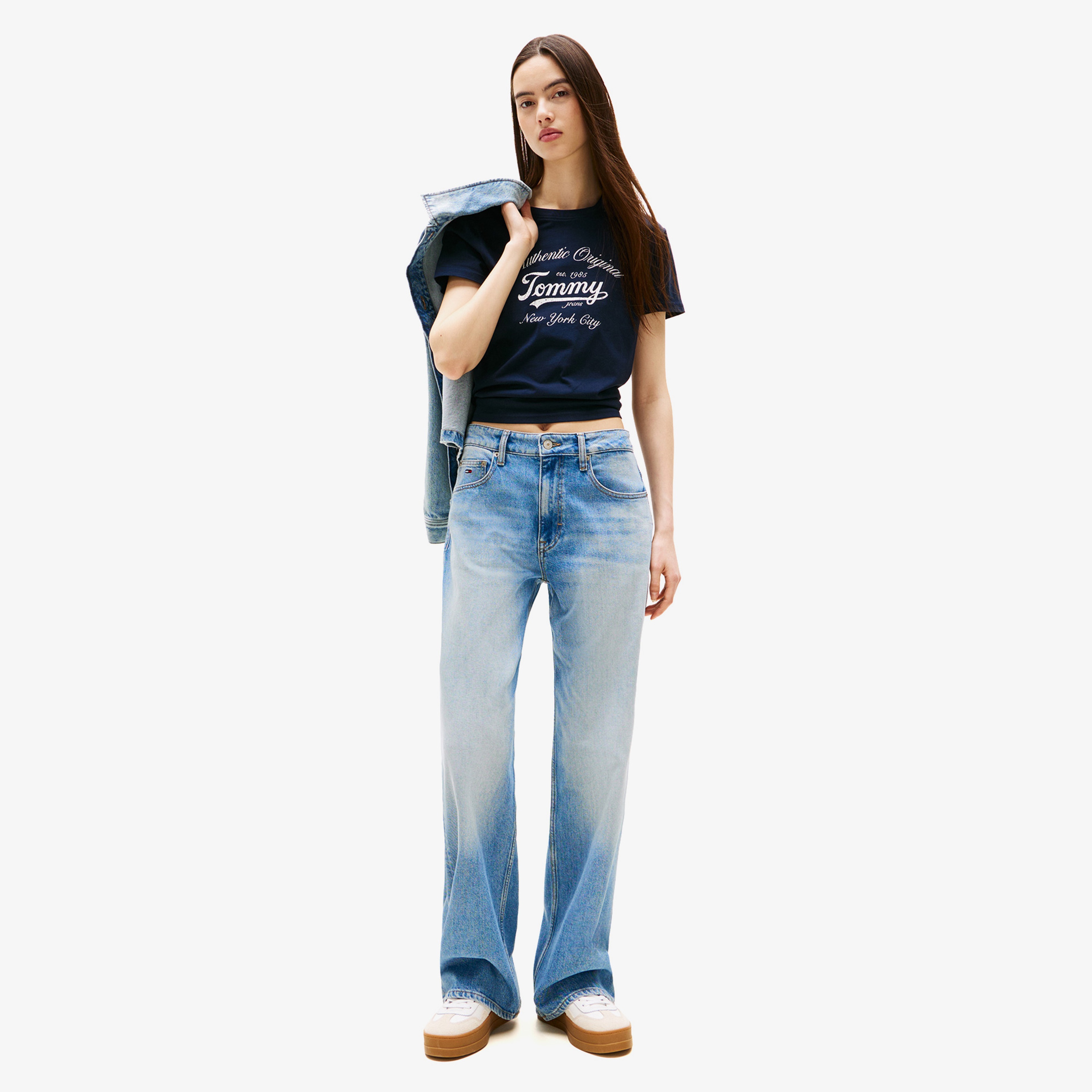 Tommy Jeans Regular Essential Logo Kadın Mavi T-Shirt