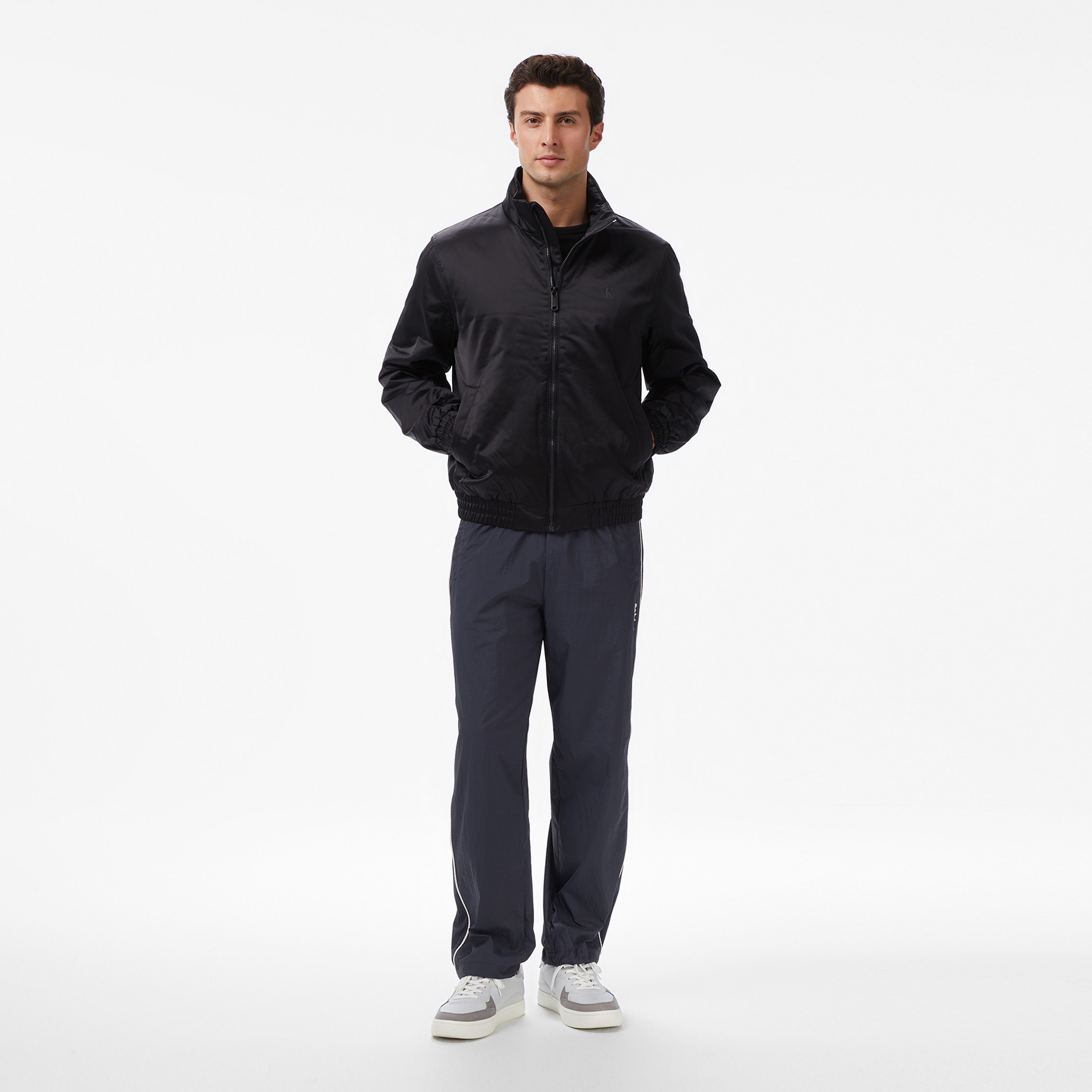 Calvin Klein Relaxed Crinkle Nylon Track Erkek Mavi Pantolon