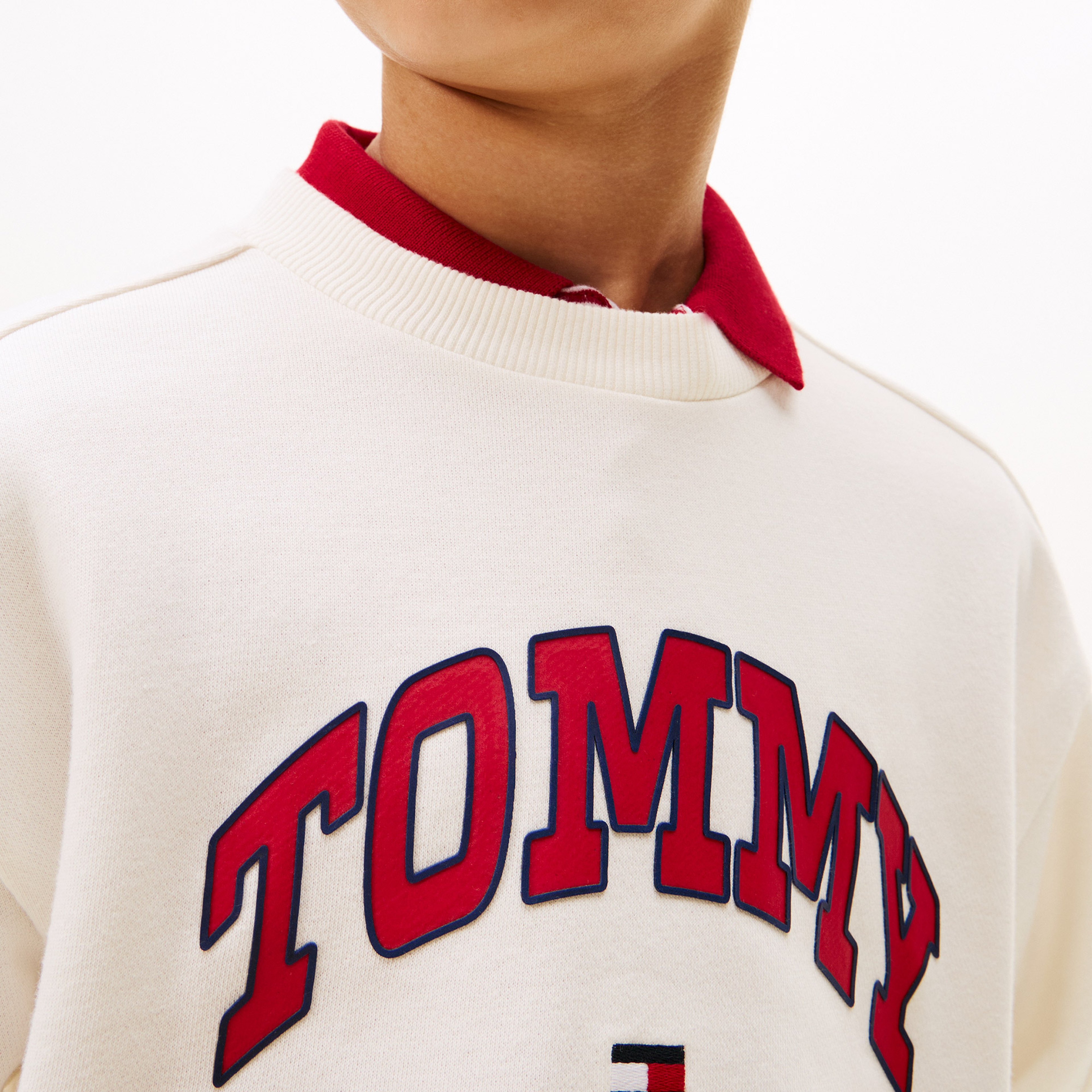 Tommy Hilfiger Varsity Raised Print Çocuk Beyaz Sweatshirt