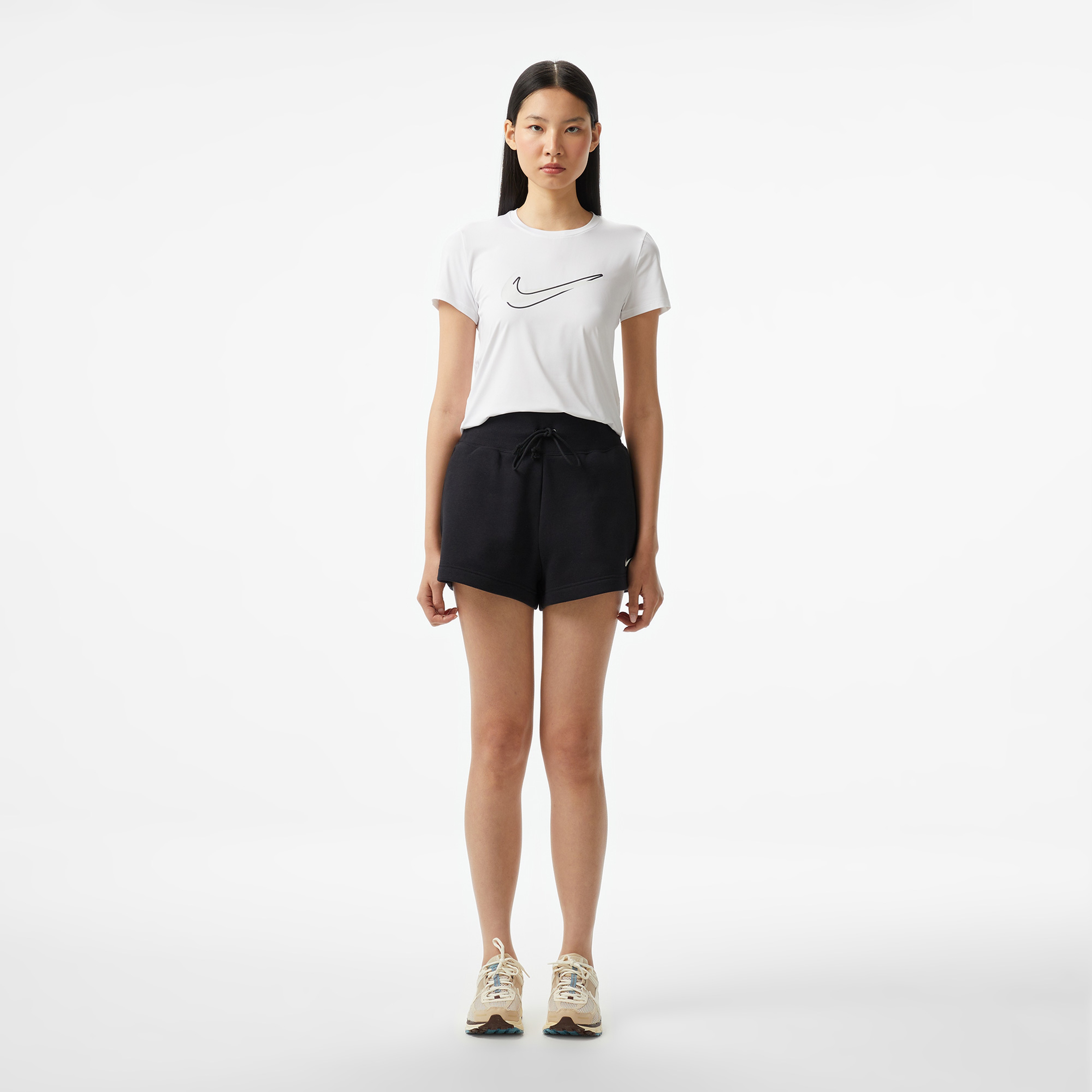 Nike One Swoosh Dri-Fit Kadın Beyaz T-Shirt