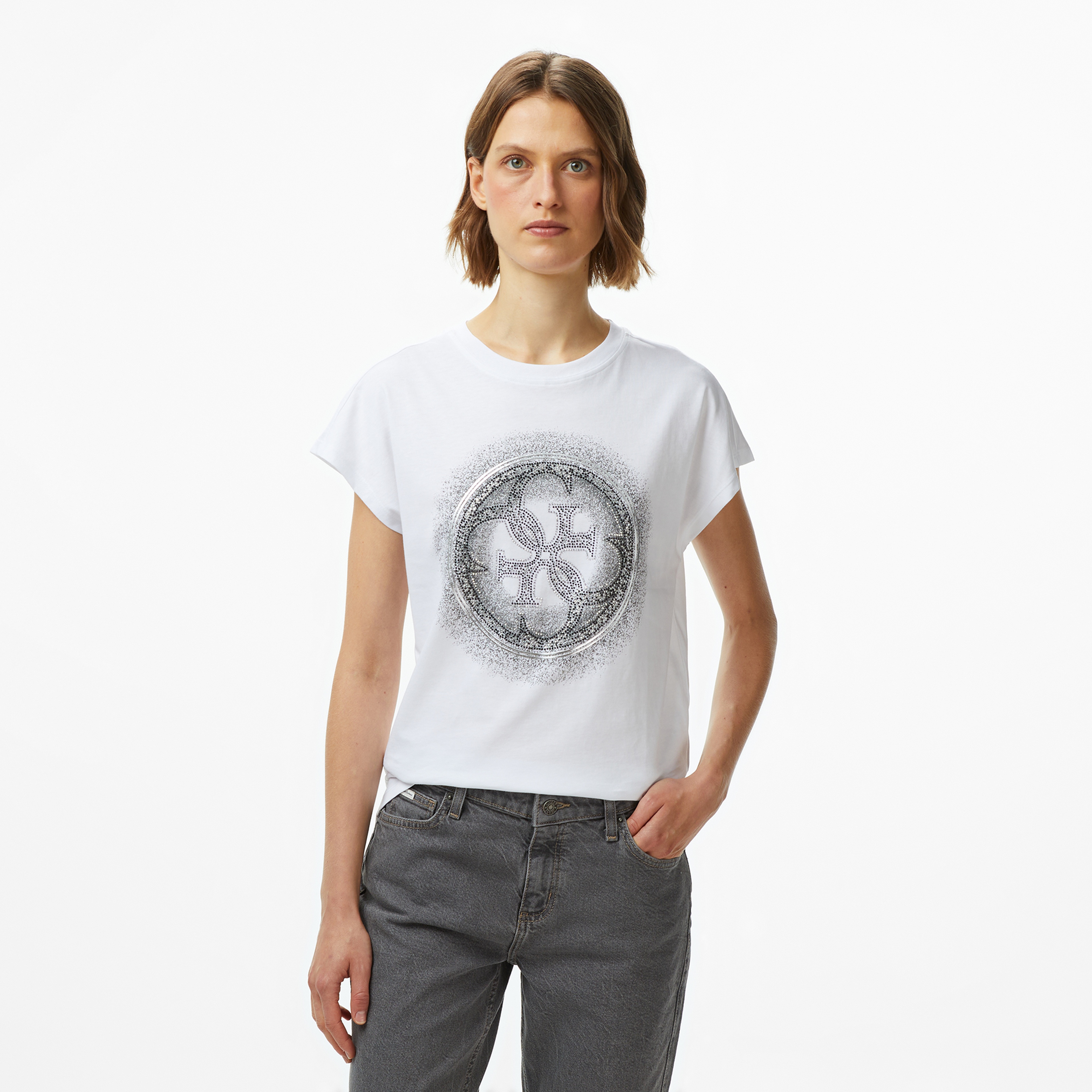 Guess Shaded Slim Fit Kadın Beyaz T-Shirt