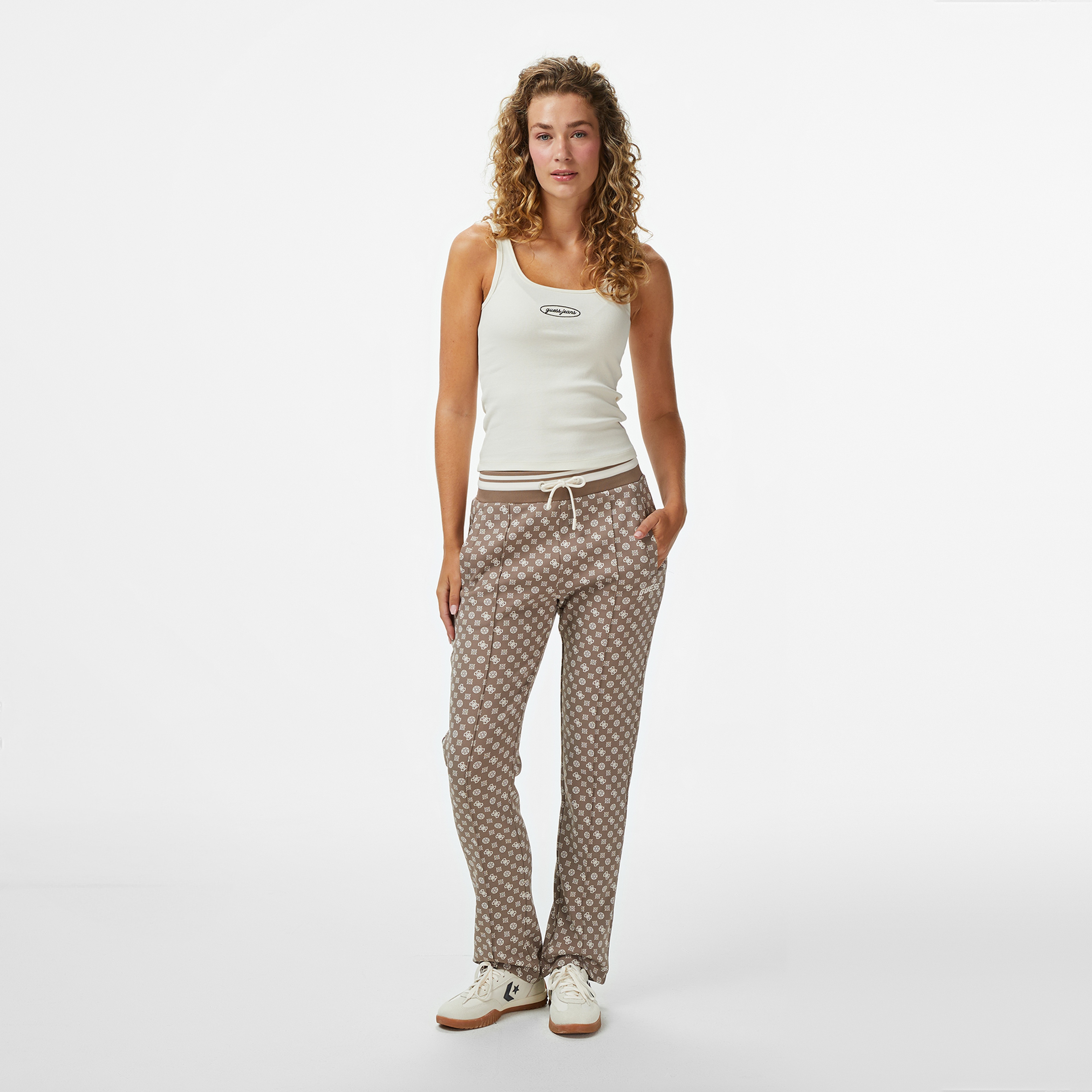 Guess Jeans Kadın Krem T-Shirt