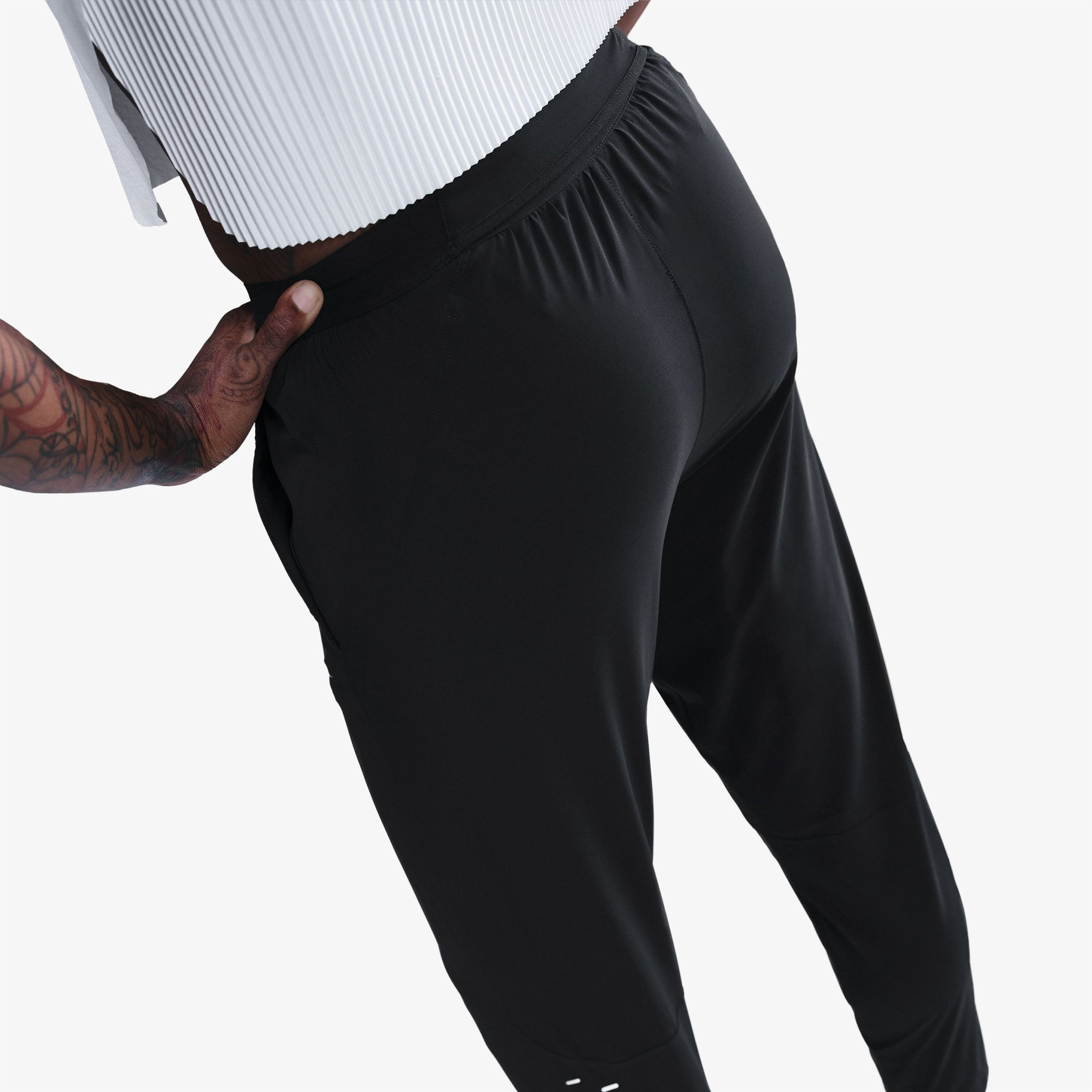 Nike Tempo Dri-FIT MR 7/8 Kadın Siyah Koşu Eşofman Altı