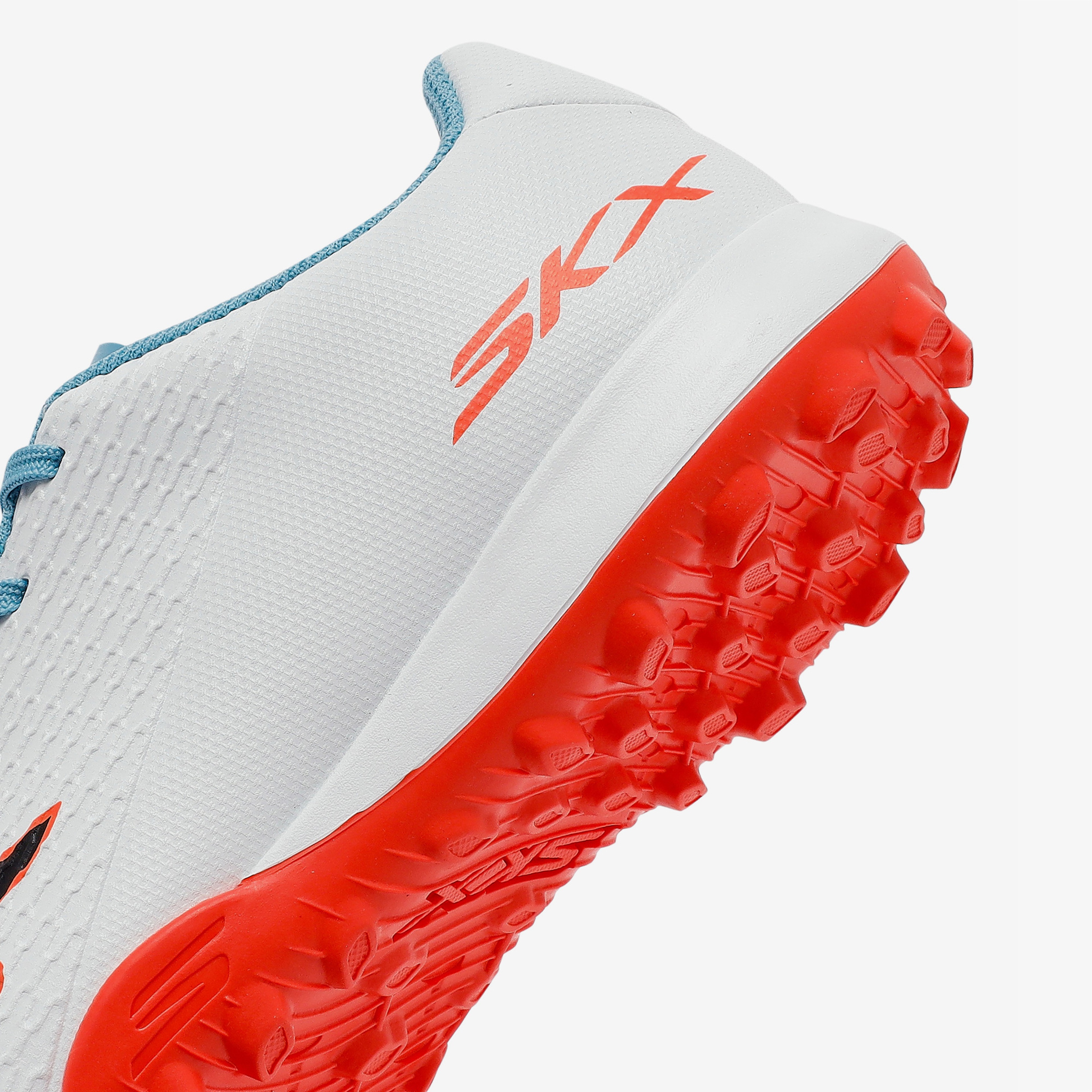 Skechers Skx_2 Tf Çocuk Beyaz Halı Saha Kramponu