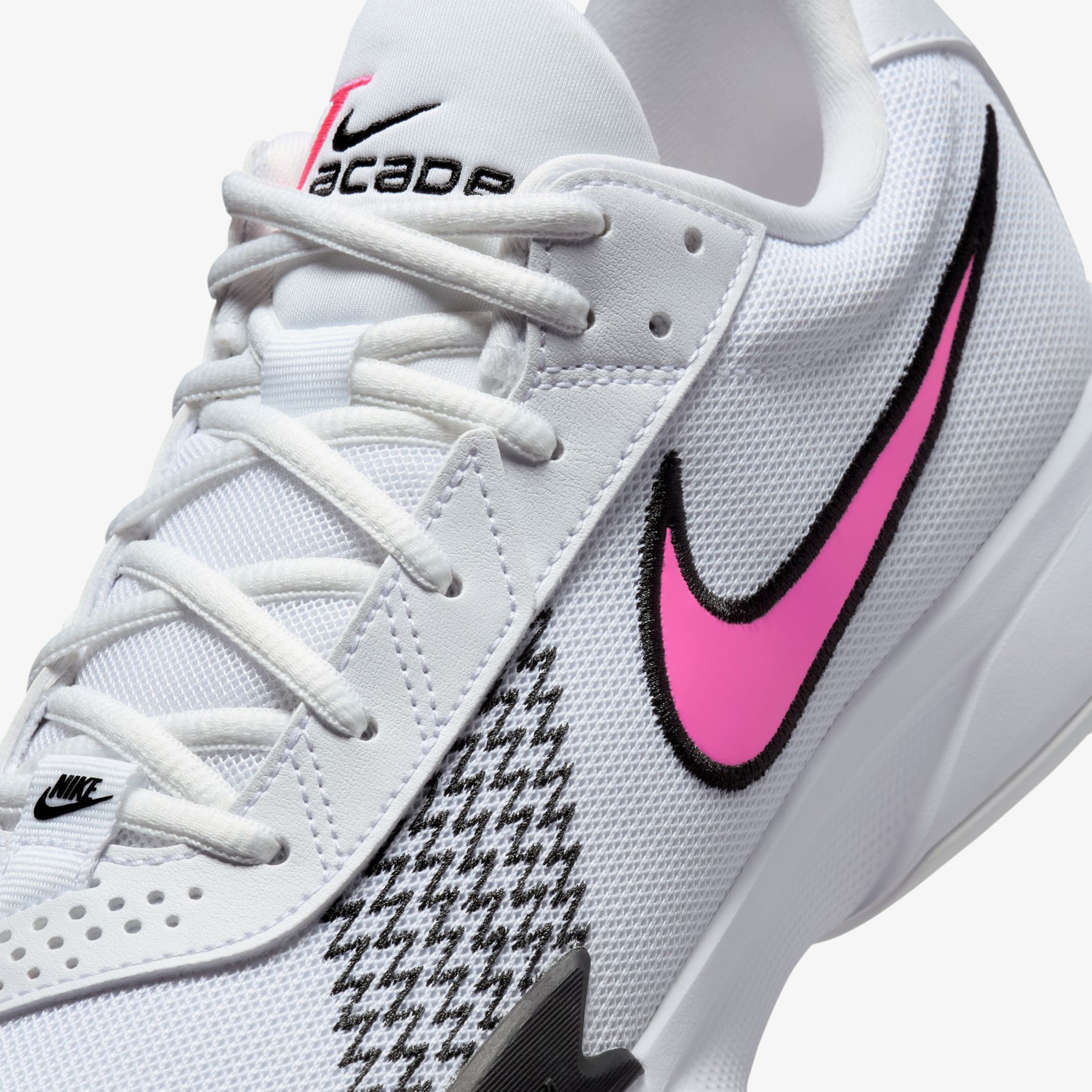 Nike Air Zoom G.T. Cut Academy Erkek Beyaz Basketbol