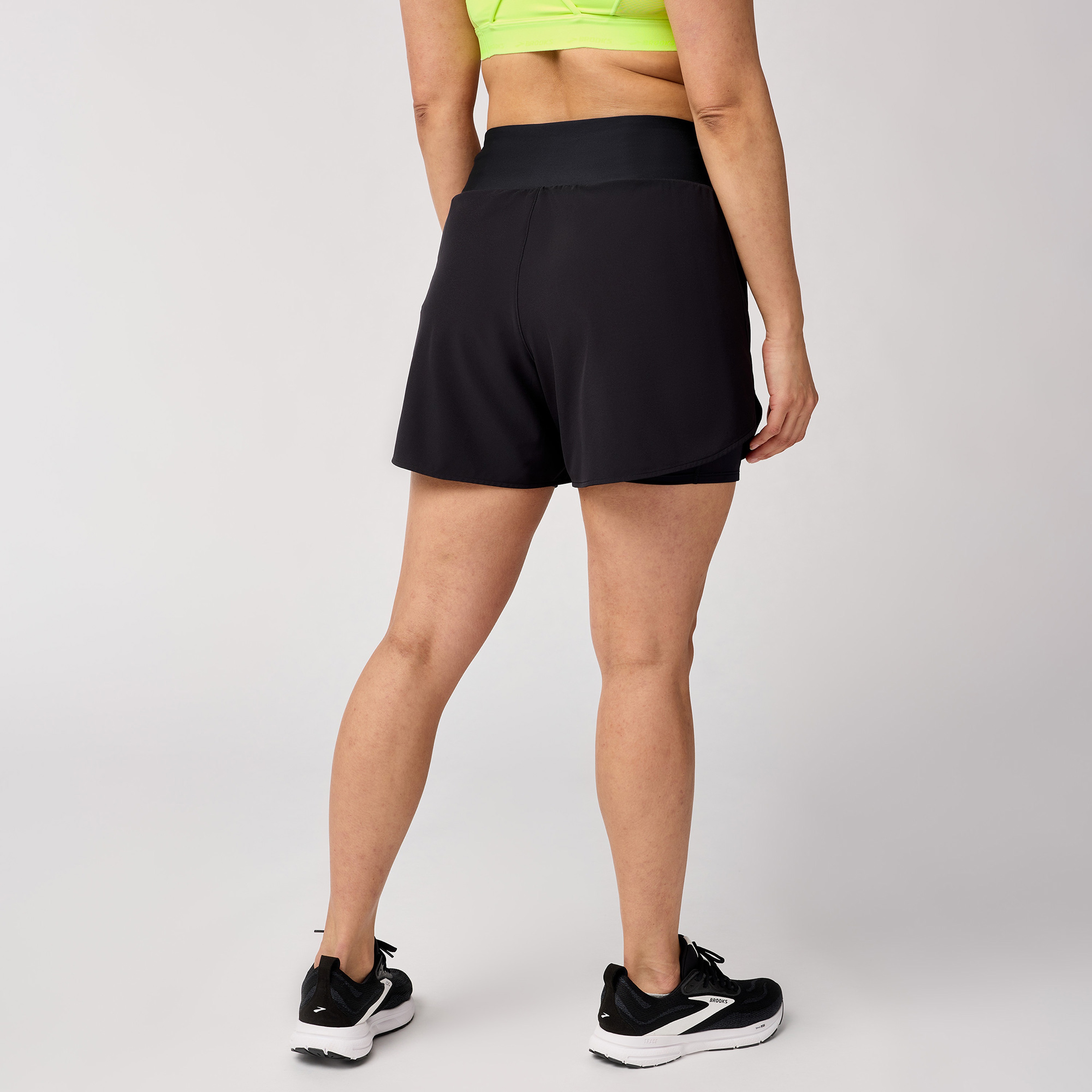 Brooks Chaser 5 2in1 2.0 Kadın Siyah Koşu Şortu