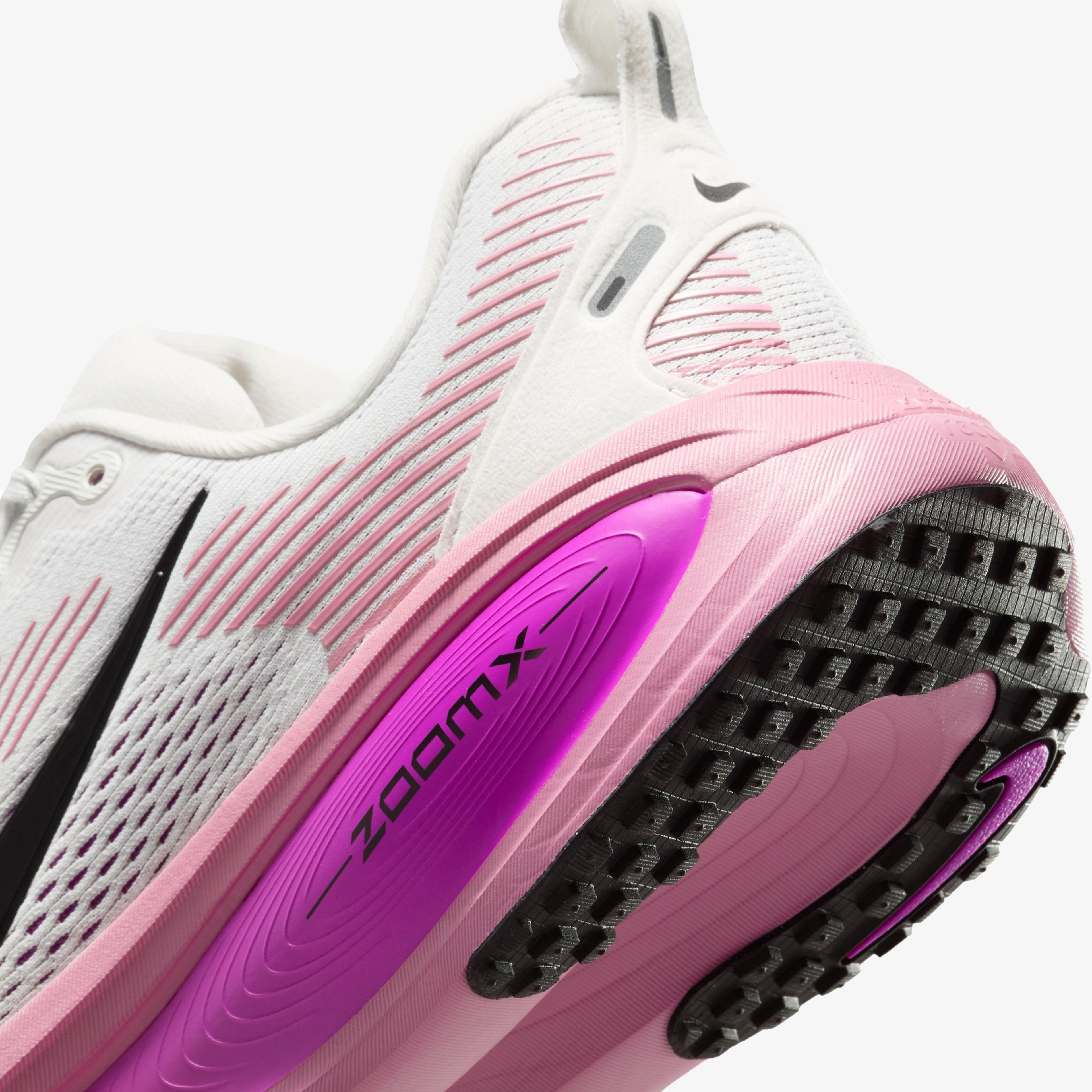 Nike Vomero 18 Kadın Gri Koşu Ayakkabısı