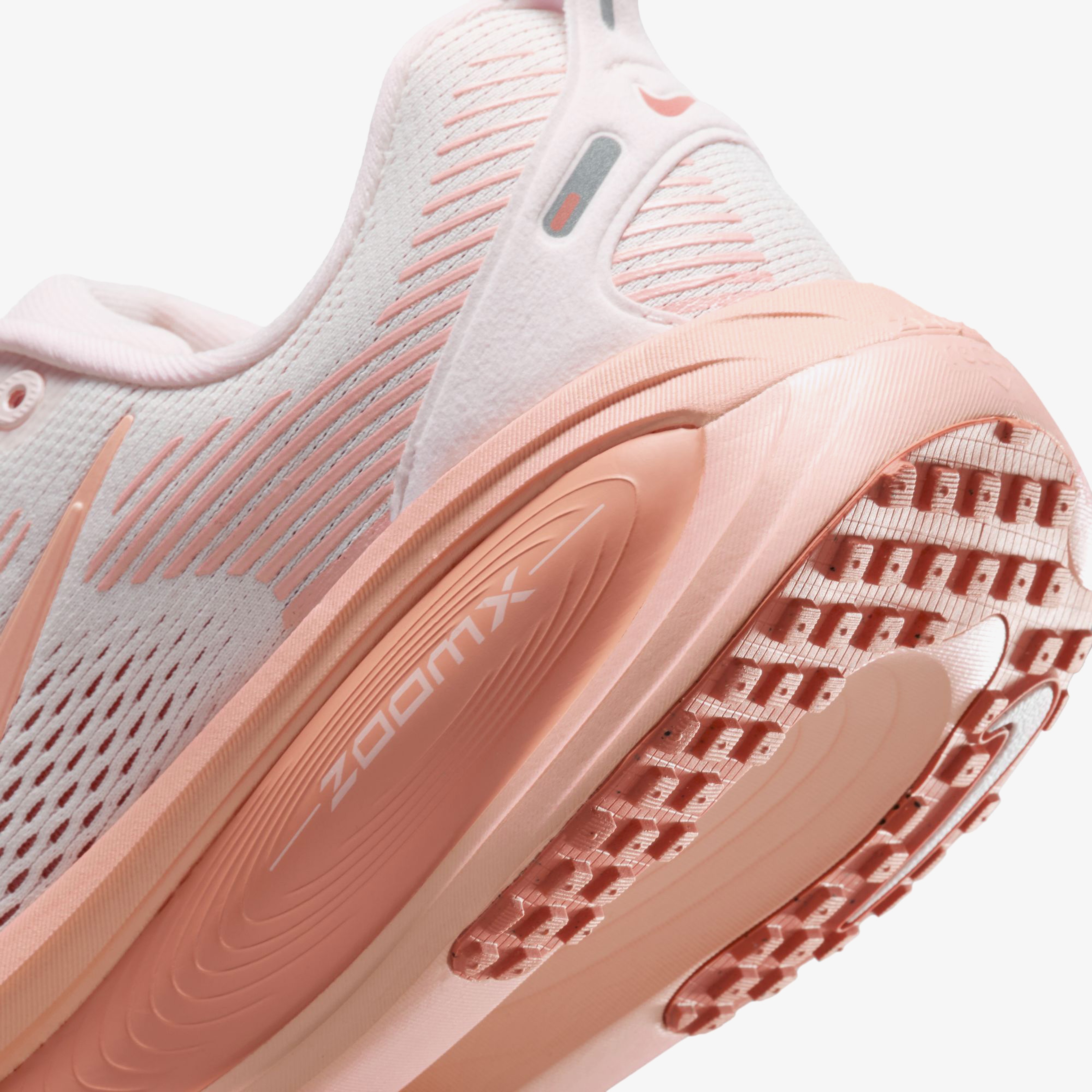 Nike Vomero 18 Kadın Pembe Koşu Ayakkabısı