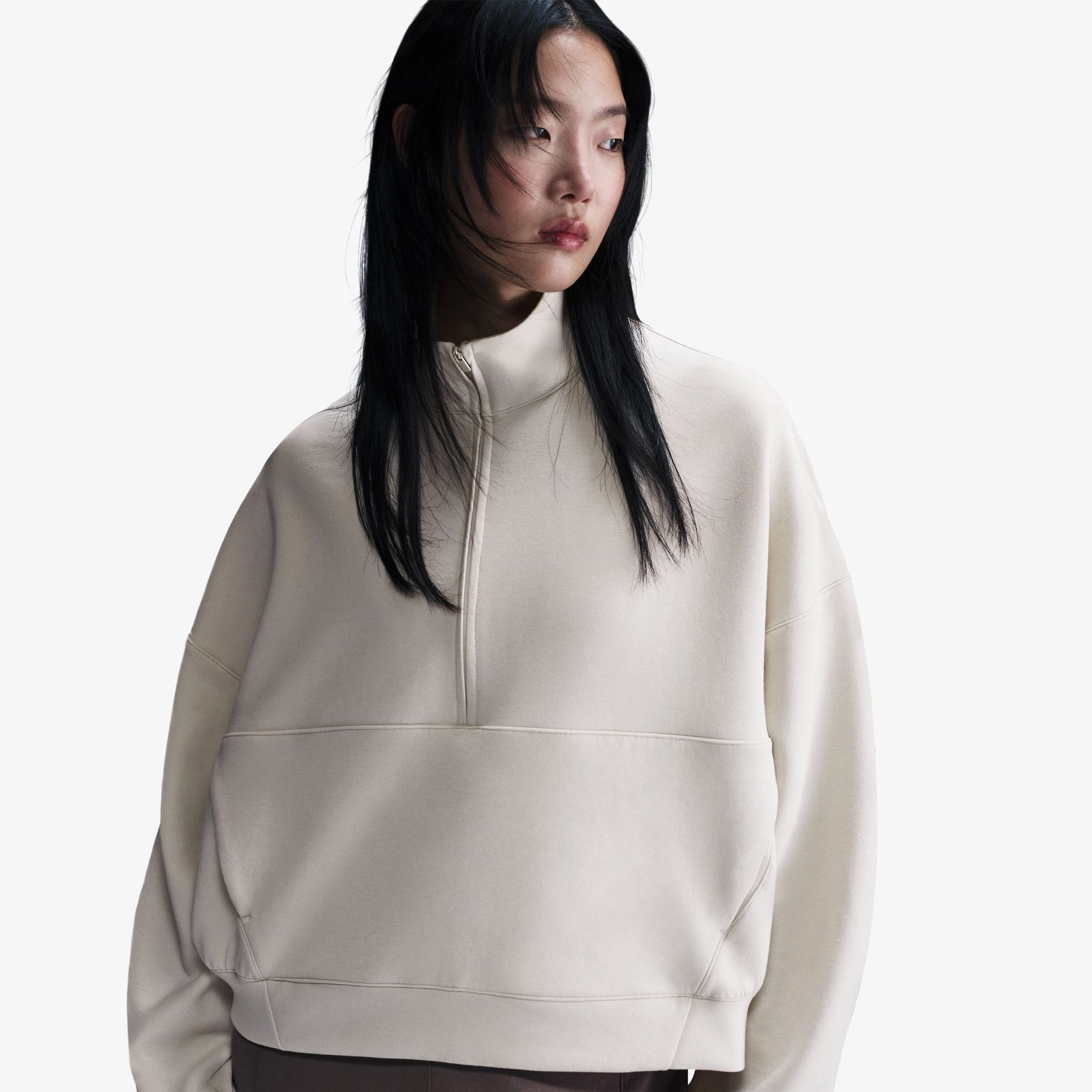 Nike 24.7 Impossiblysoft Kadın Krem Antrenman Sweatshirt