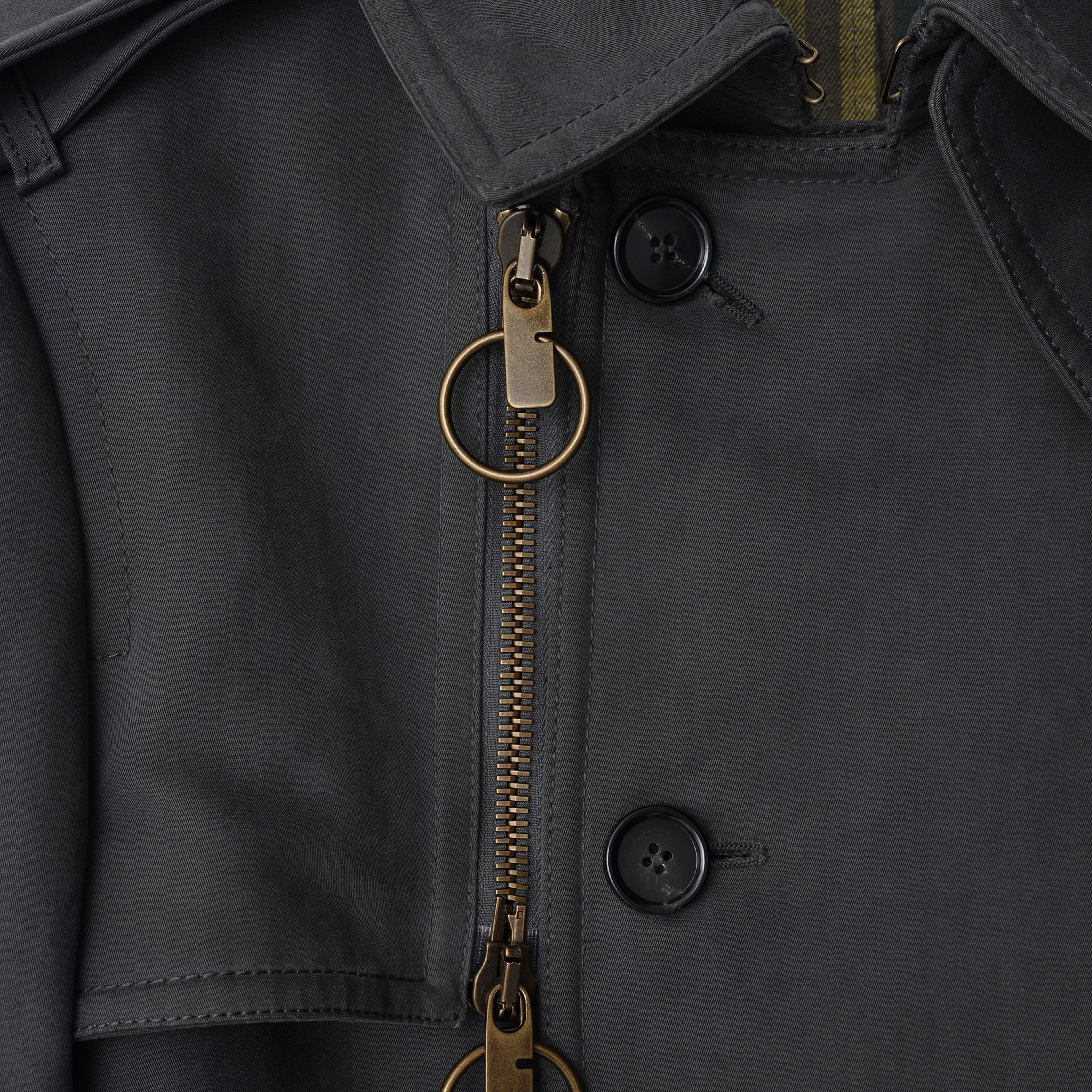 Burberry Kadın Siyah Pardesu