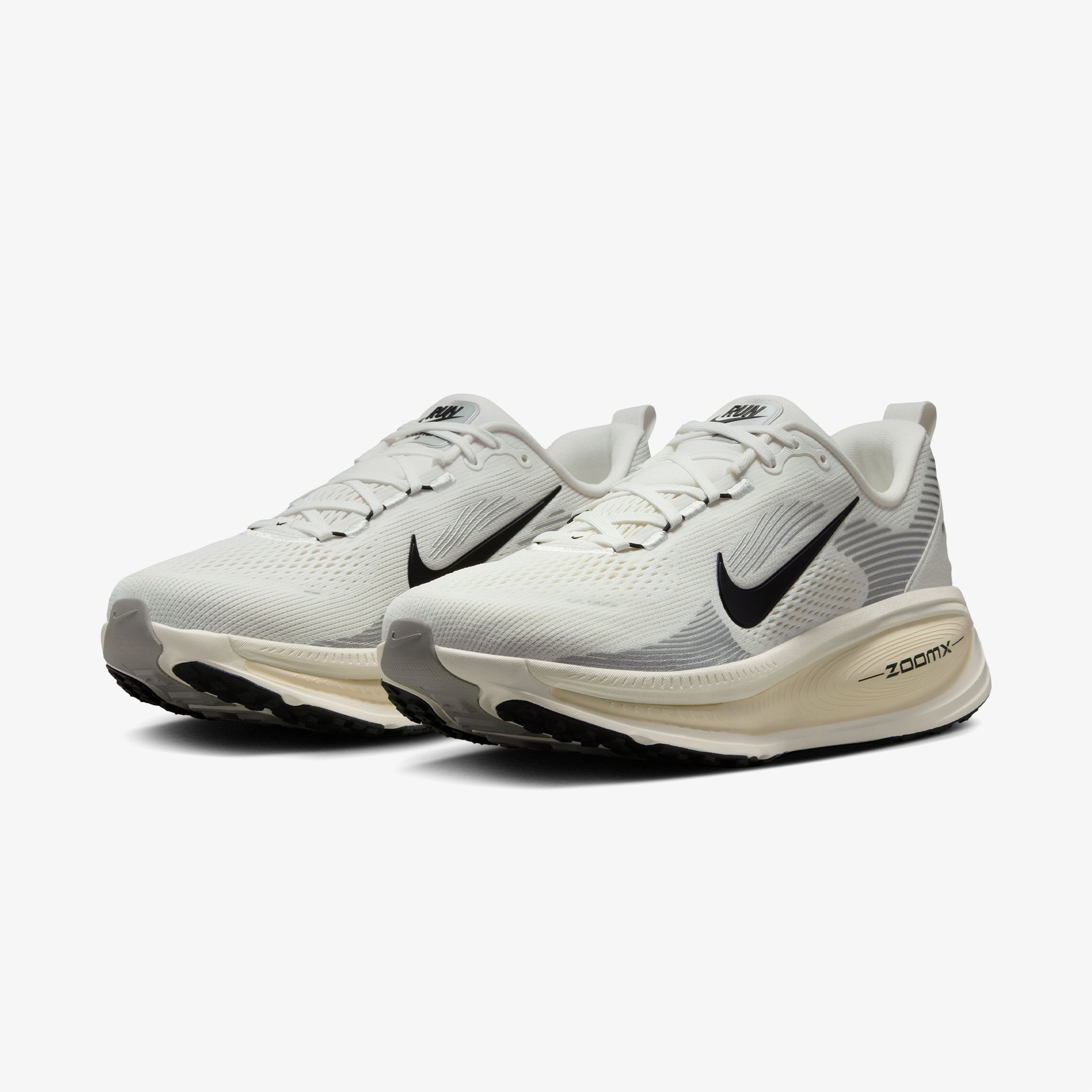 Nike Vomero 18 Erkek Gri Koşu Ayakkabısı