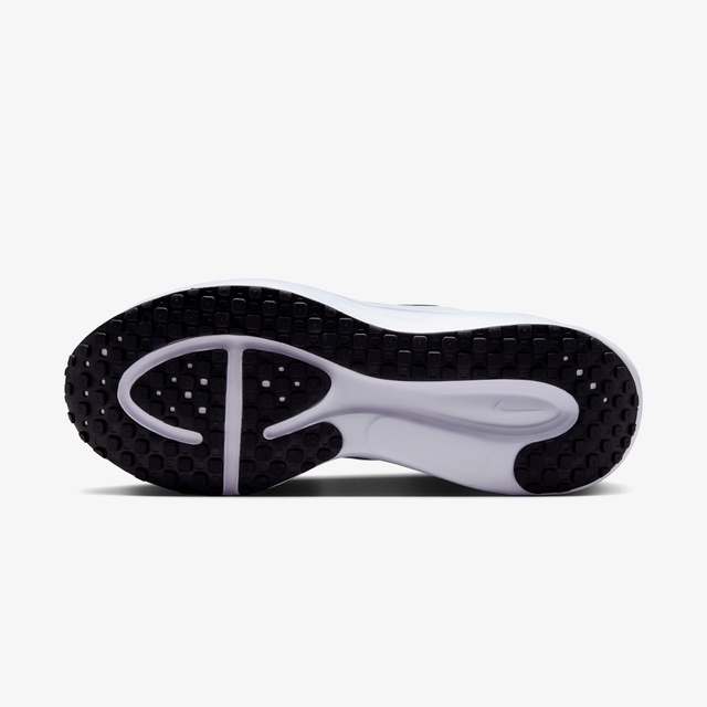 Nike Siyah Nike Revolution 8