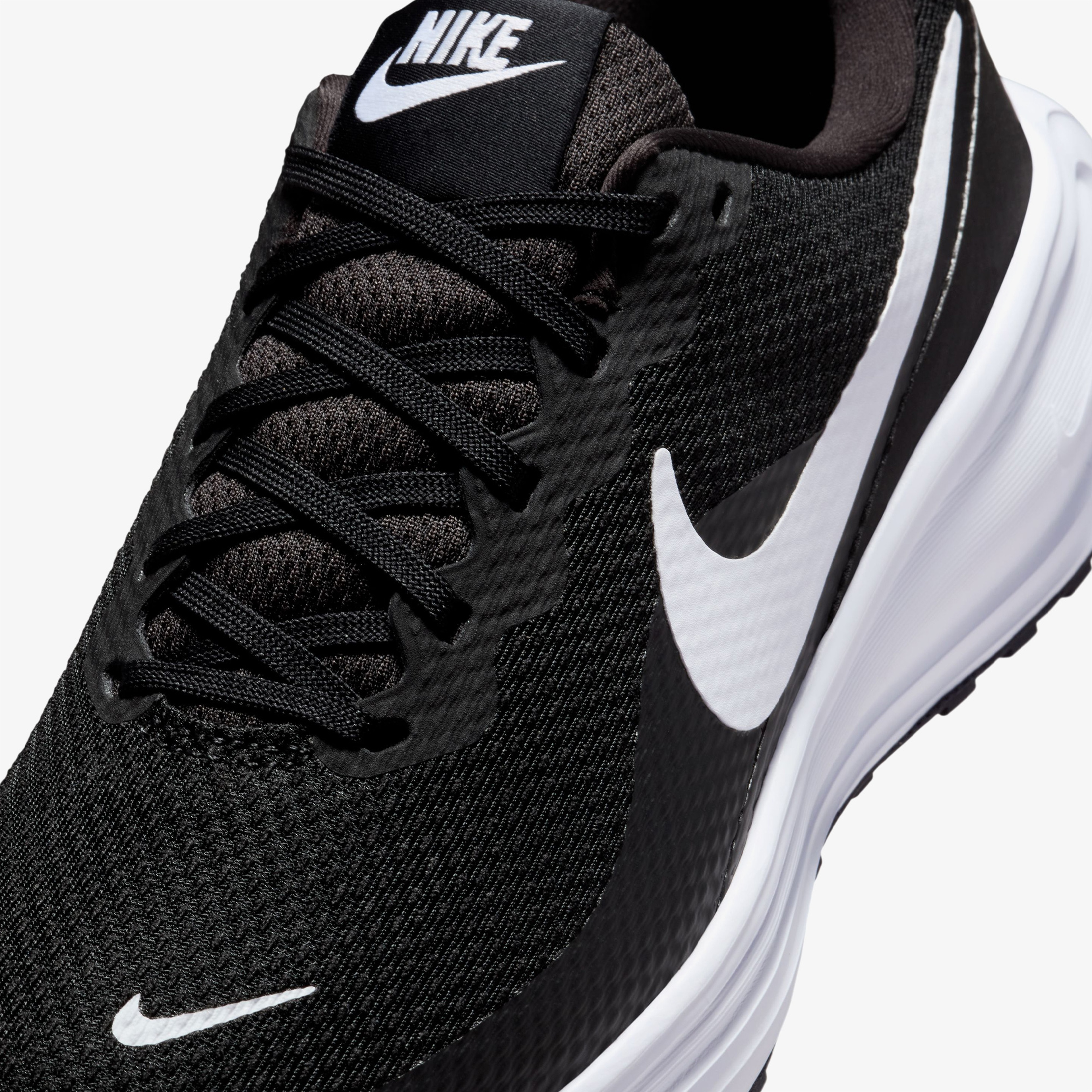 Nike Revolution 8 Kadın Siyah Koşu Ayakkabısı