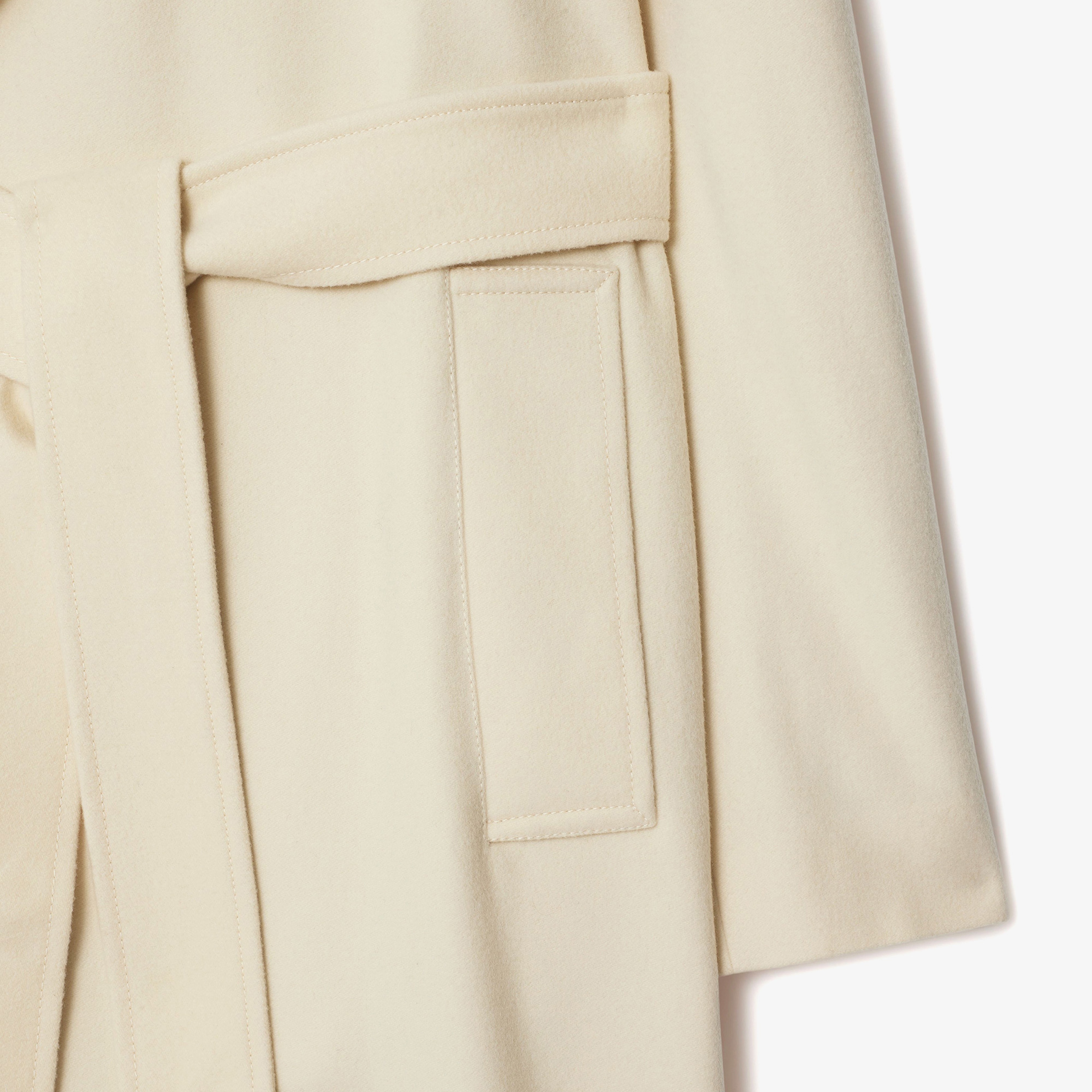 Burberry Kadın Beyaz Mont