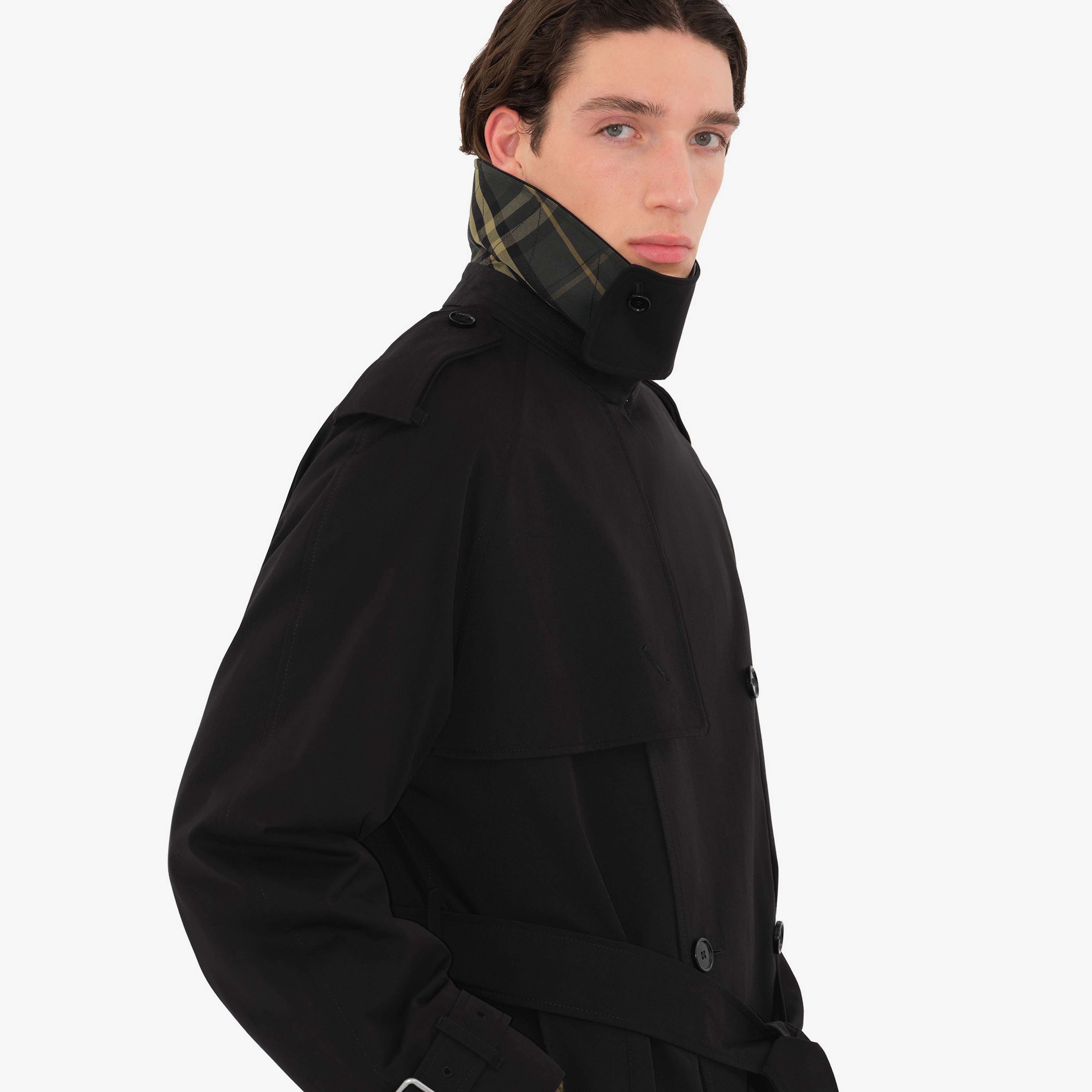 Burberry Erkek Siyah Pardesu