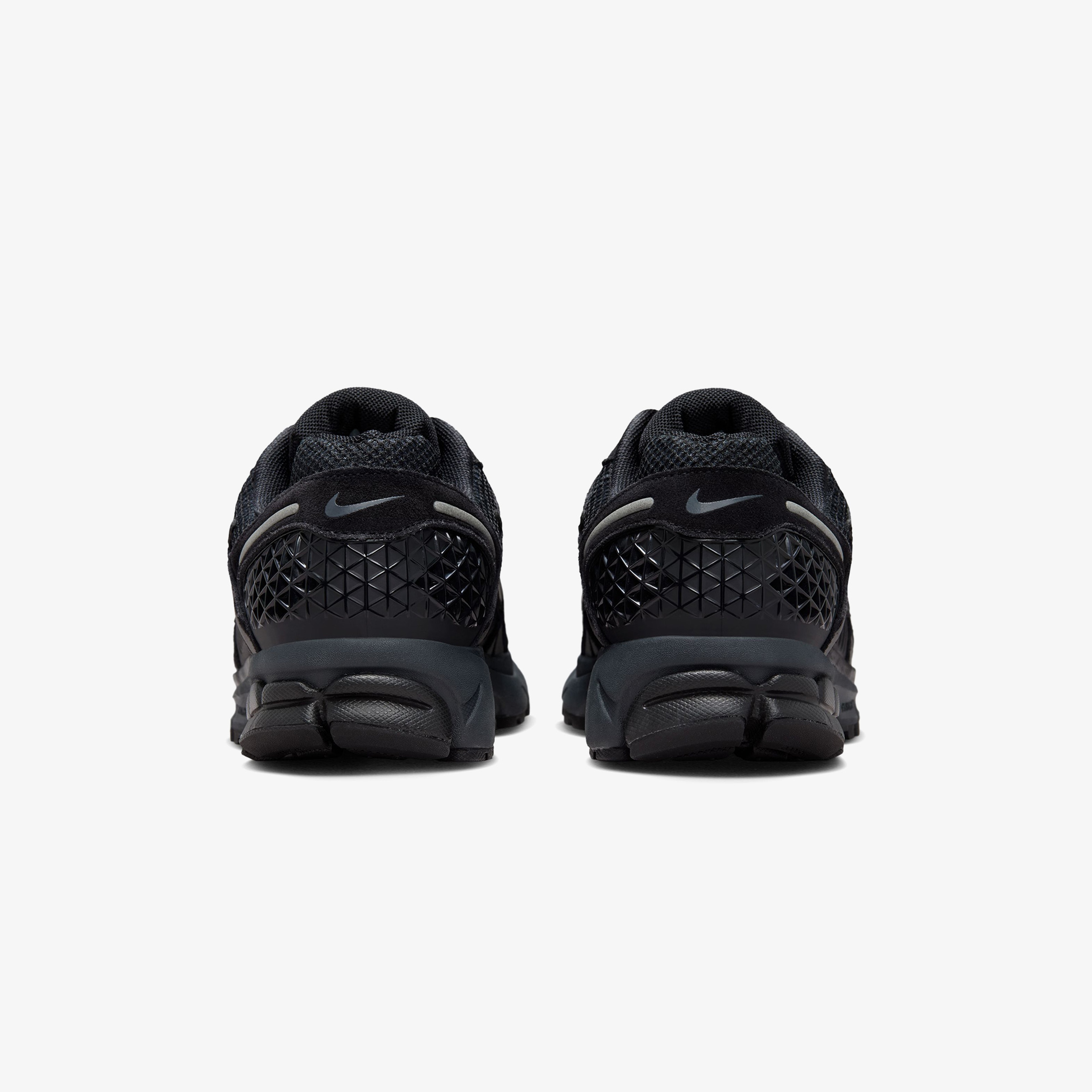 Nike Zoom Vomero 5 Erkek Siyah Sneaker