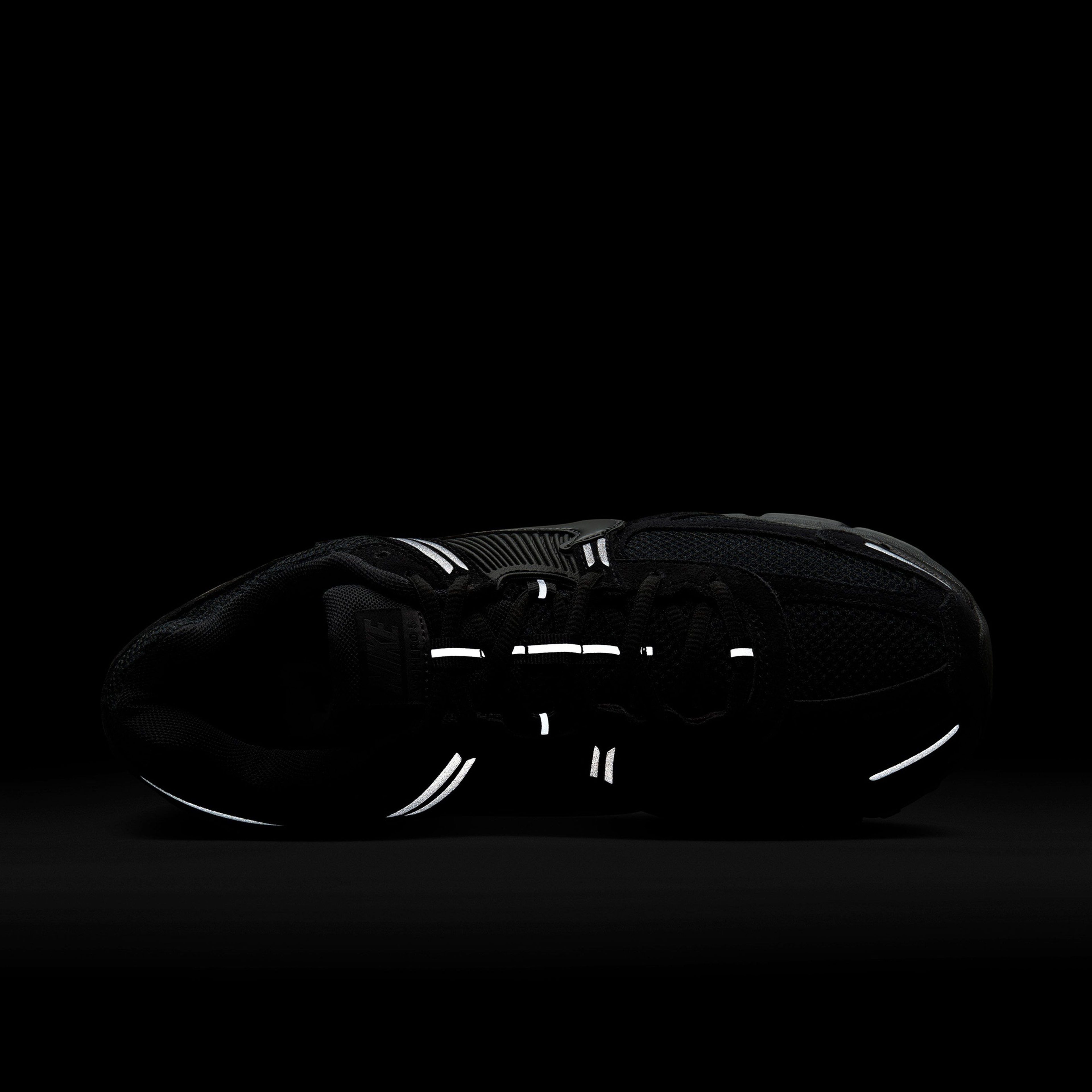 Nike Zoom Vomero 5 Erkek Siyah Sneaker