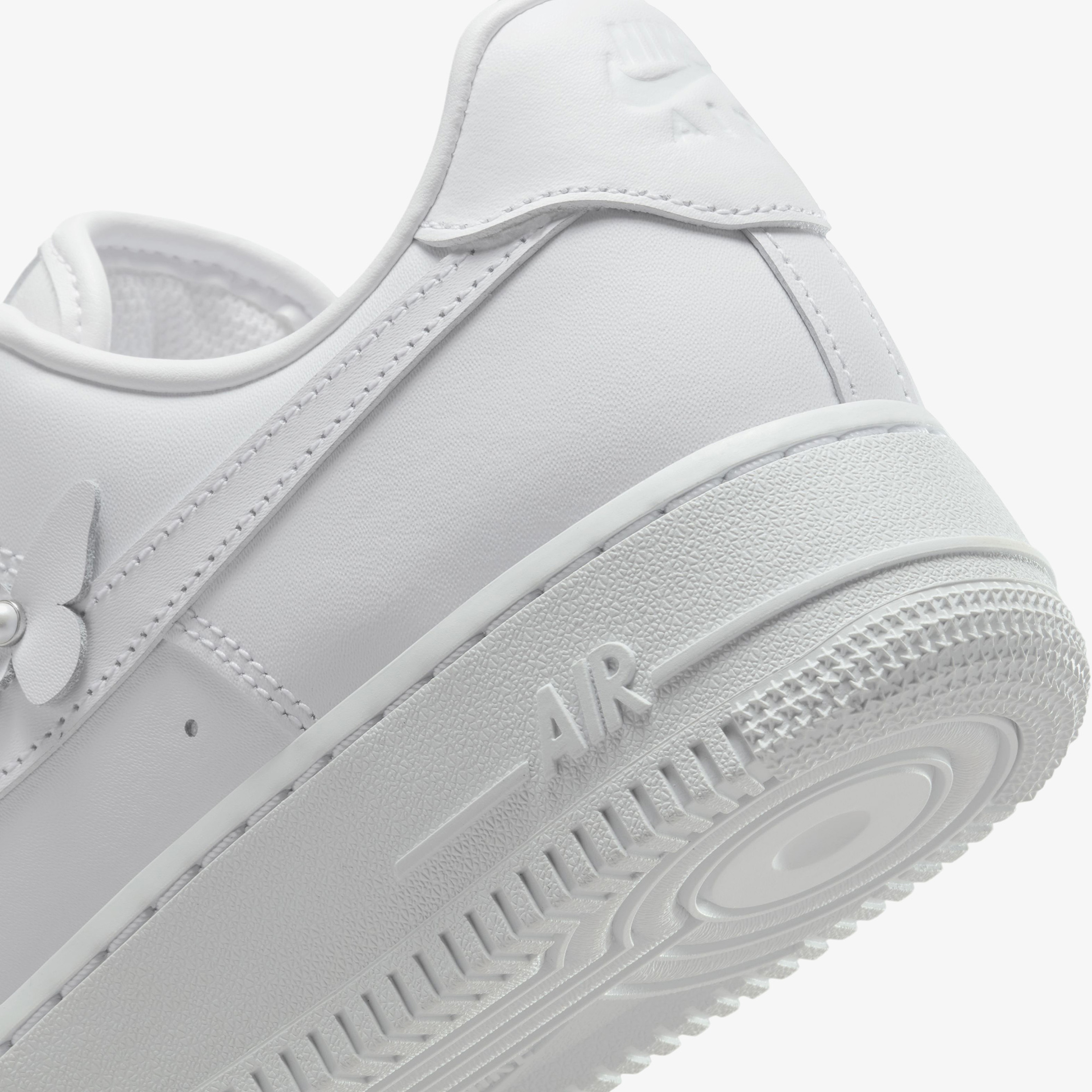 Nike Air Force 1 Lo Kadın Beyaz Spor Ayakkabı