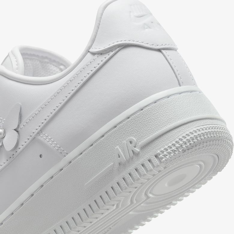 Nike  Air Force 1 Lo Kadın Beyaz Spor Ayakkabı
