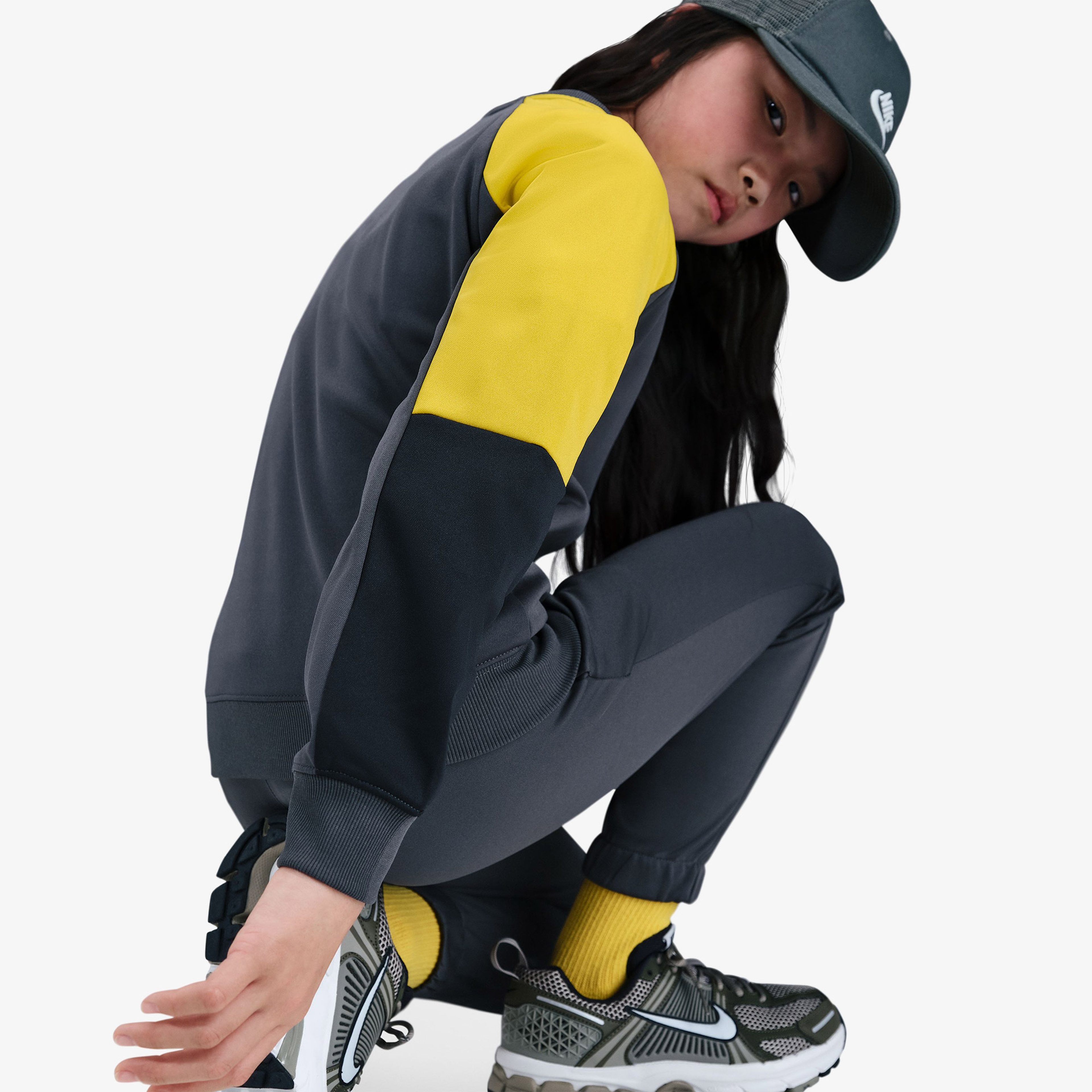Nike Sportswear Dri Fit Çocuk Gri Eşofman Takımı