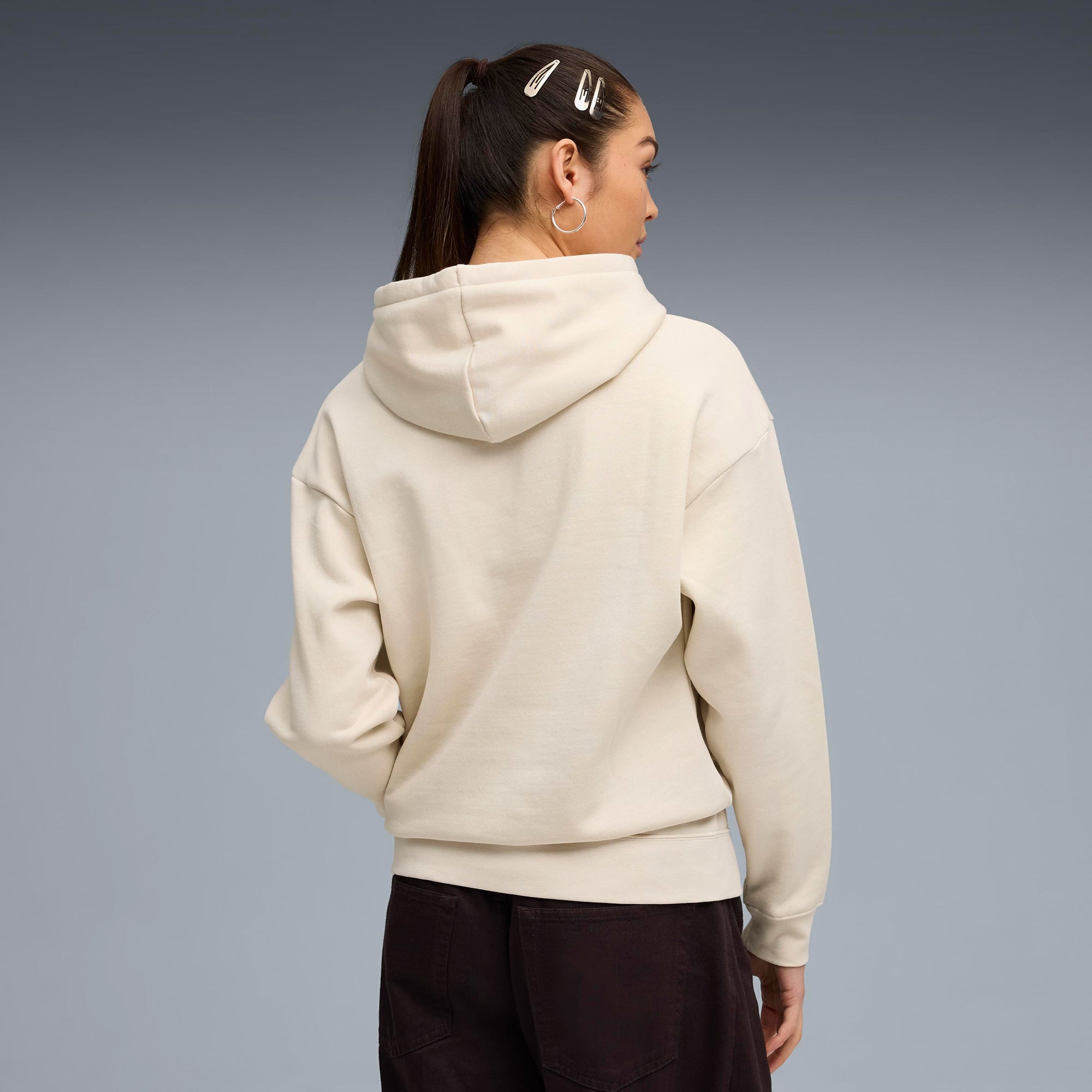 Puma Essential Small No. 1 Logo  Kadın Beyaz Sweatshirt