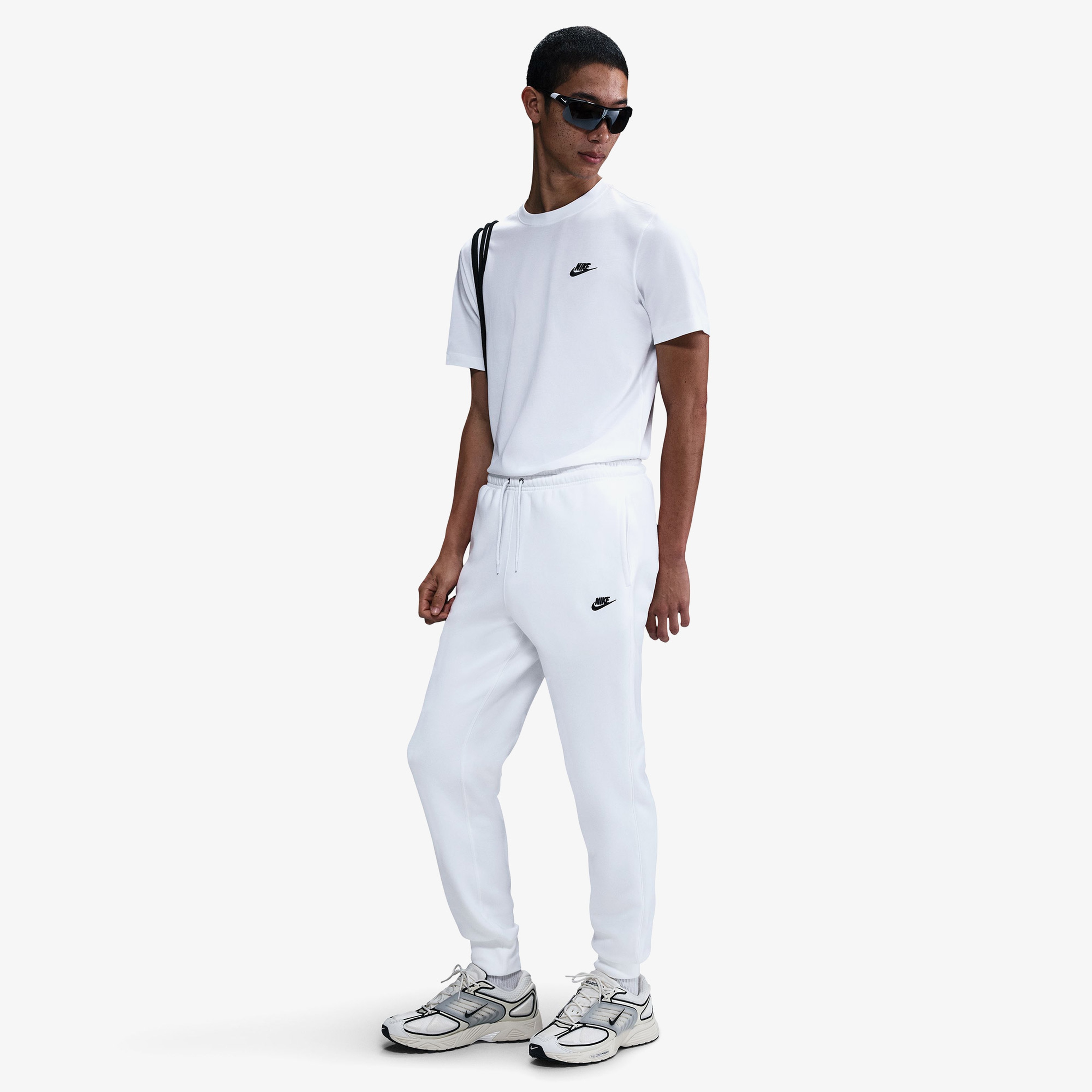 Nike Club Bb Jogger Erkek Beyaz Pantolon