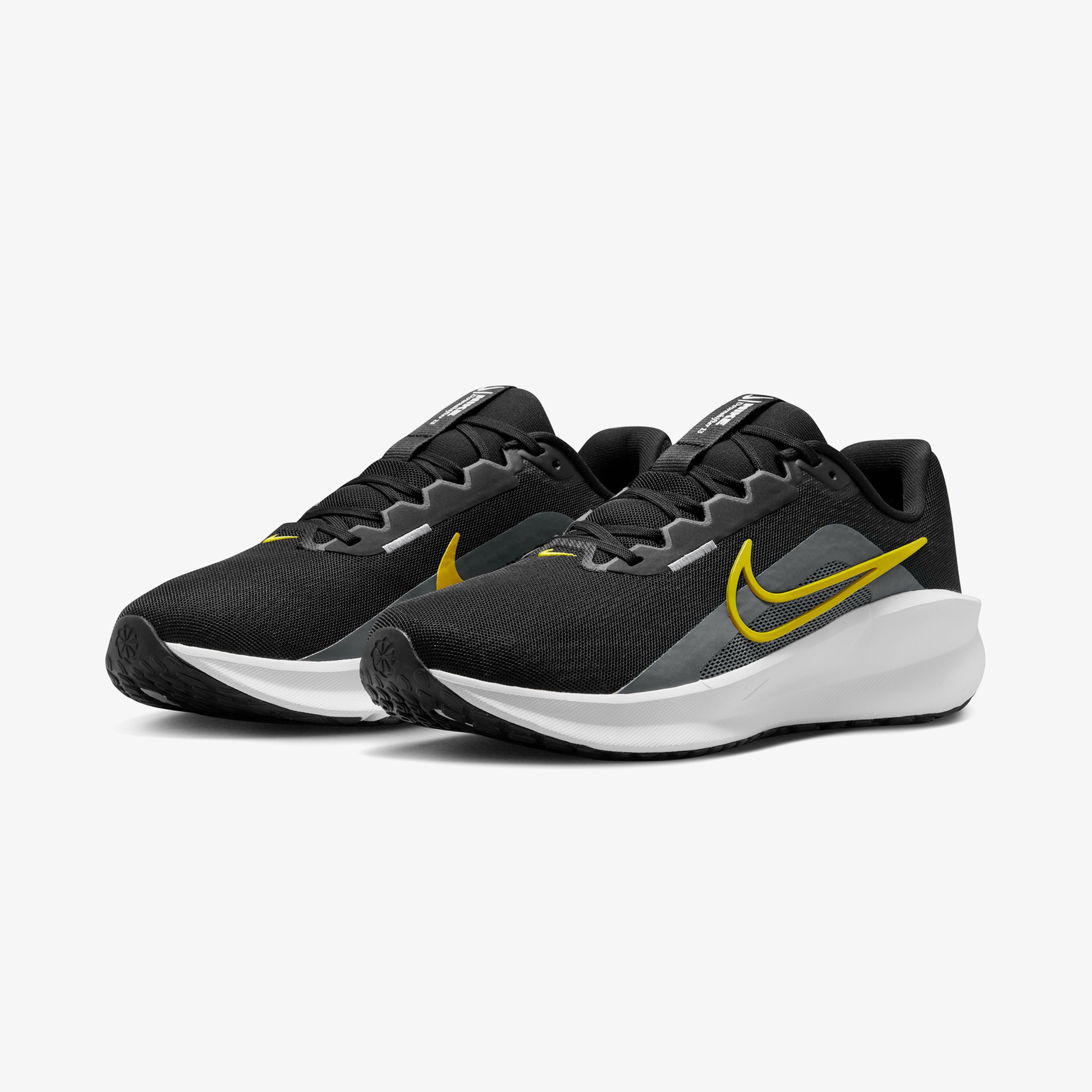 Nike Downshifter 13 Erkek Beyaz Spor Ayakkabı