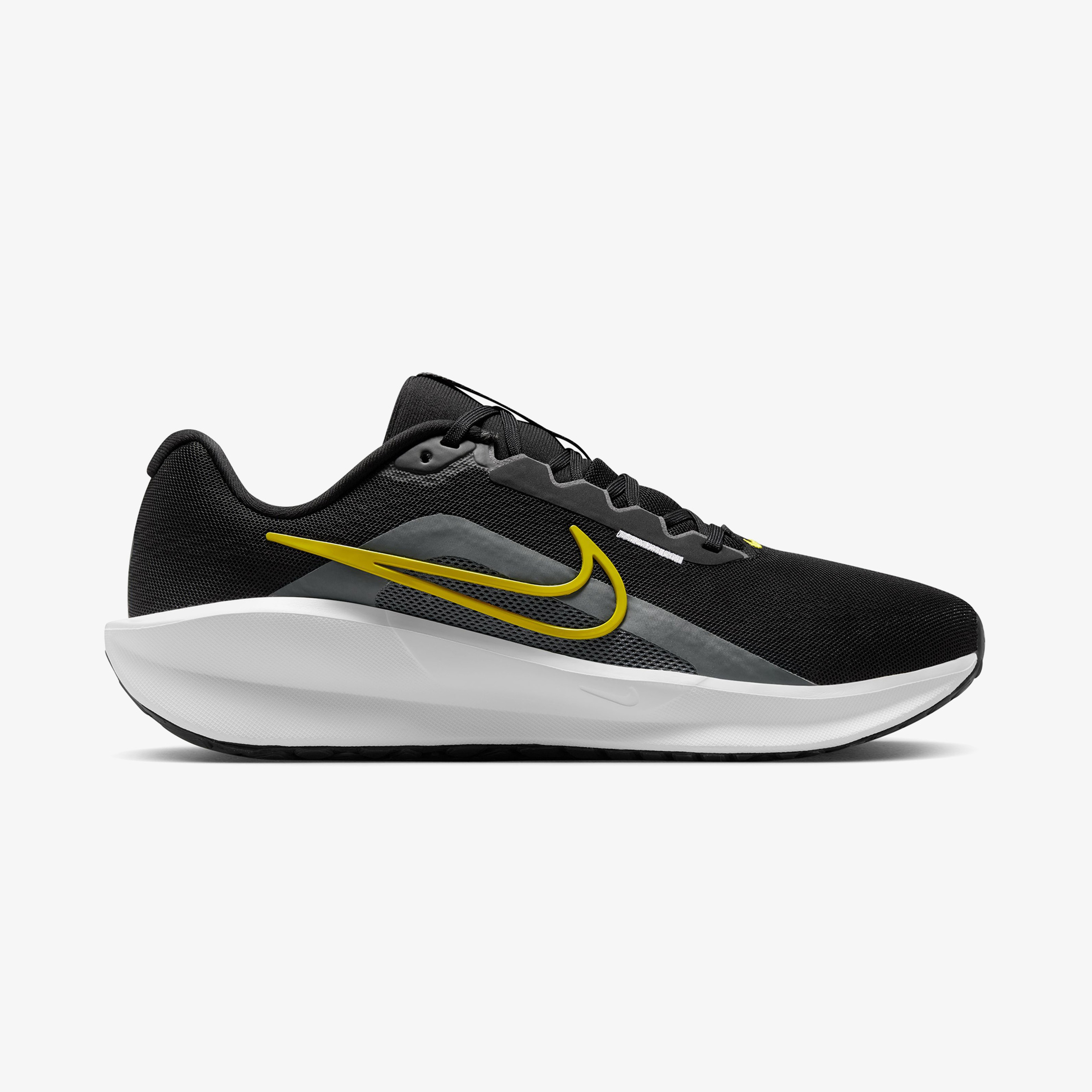 Nike Downshifter 13 Erkek Beyaz Spor Ayakkabı