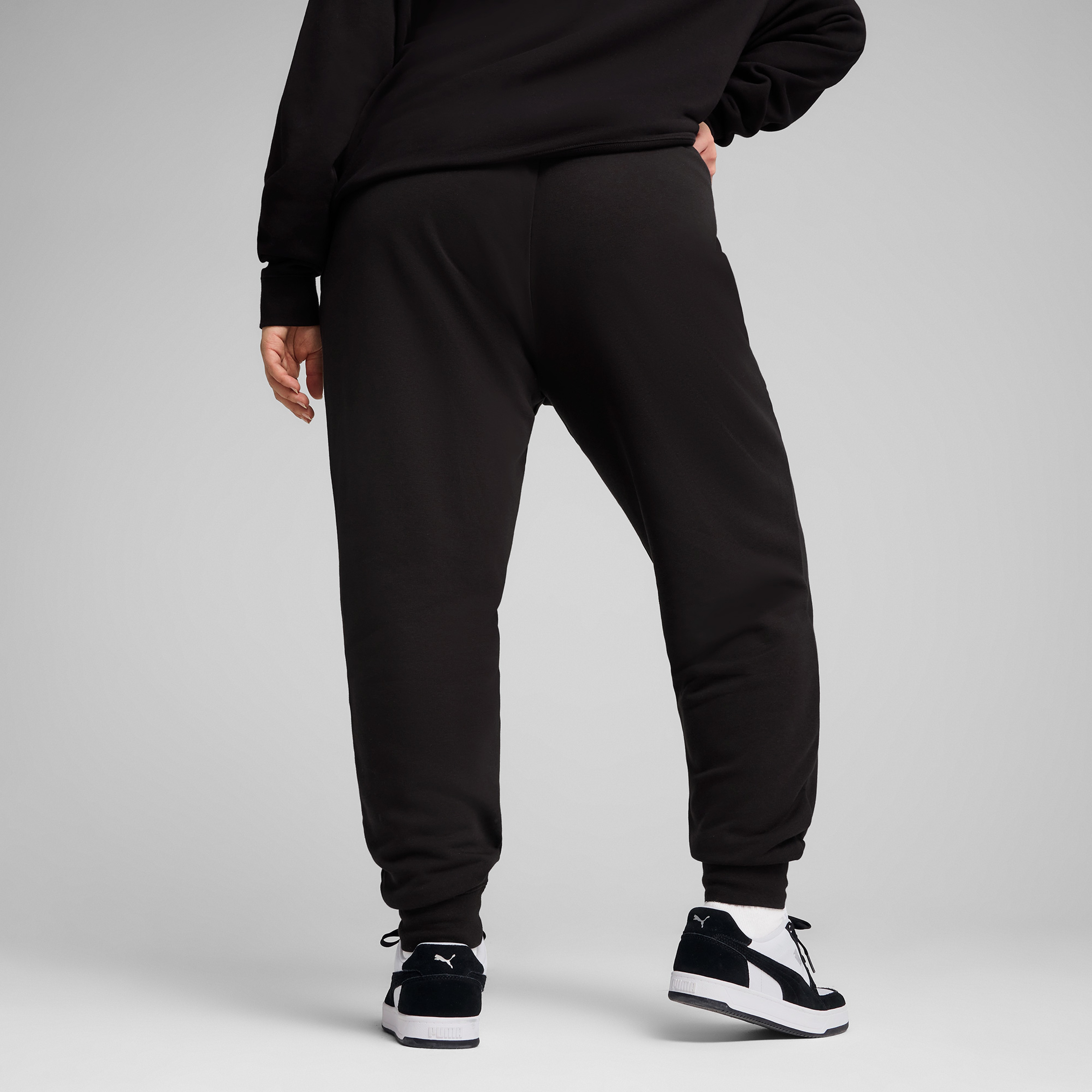 Puma Ess No. 1 Logo Sweat Kadın Siyah Pantolon