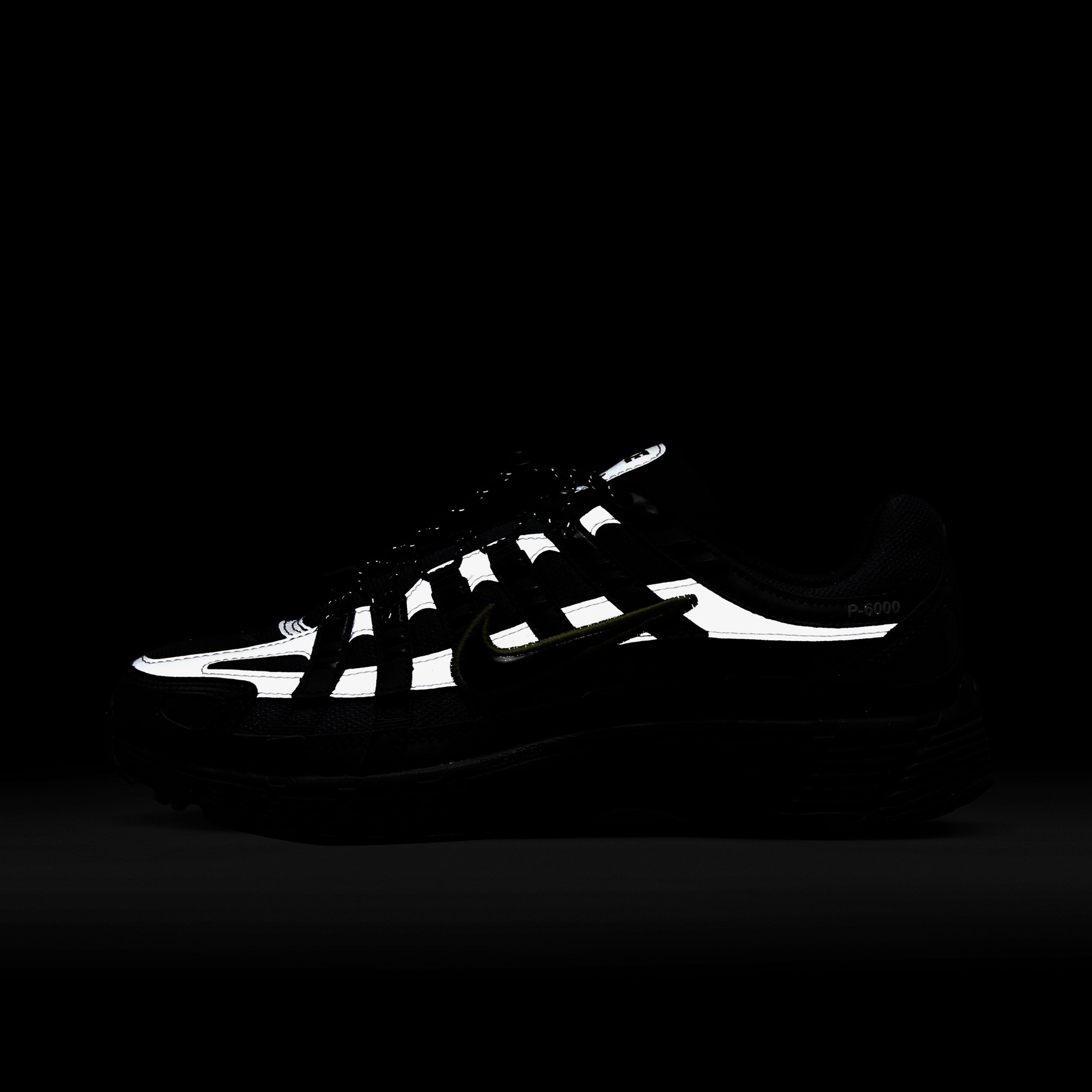 Nike  P-6000 Kadın Siyah Spor Ayakkabı