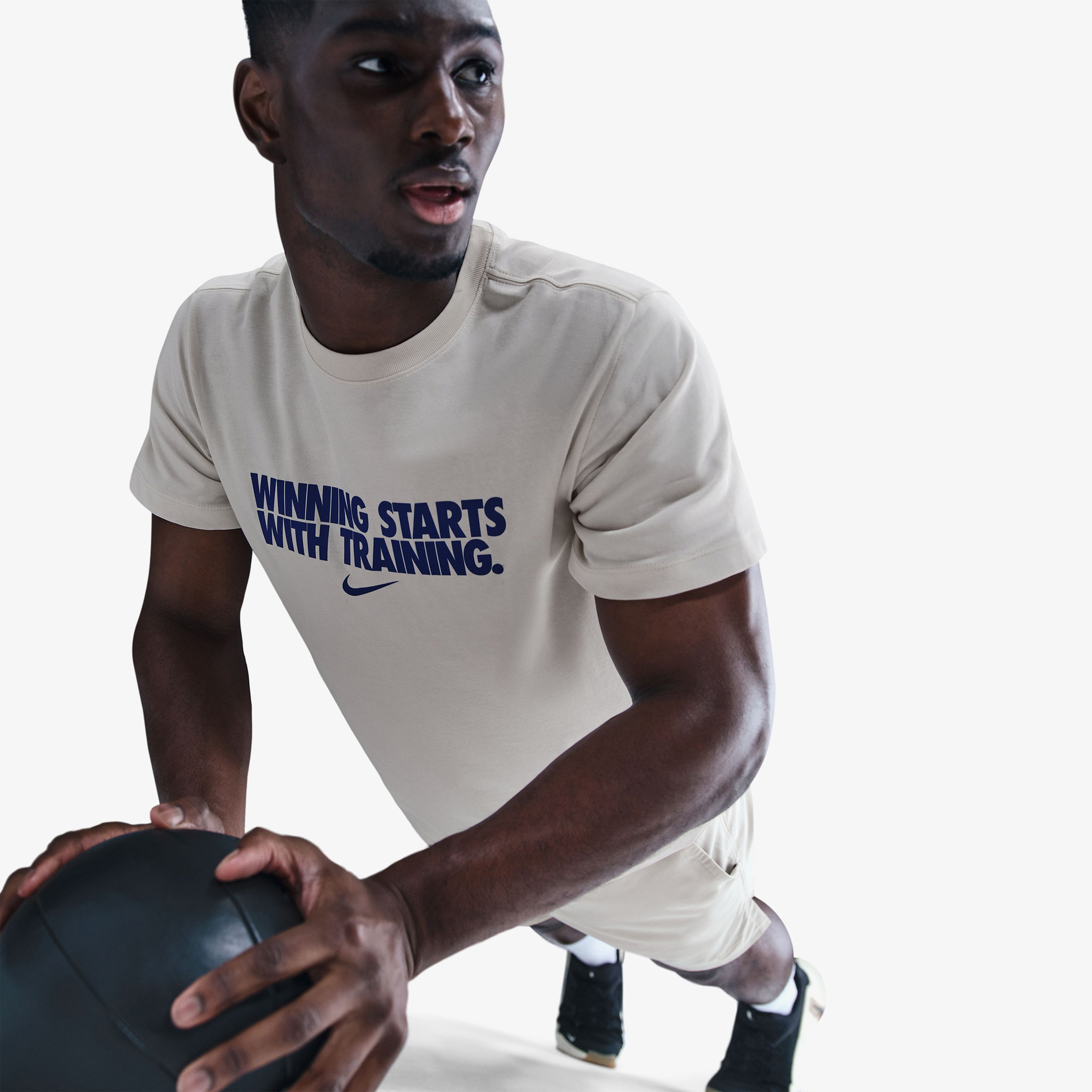 Nike Dri-Fit Winning Erkek Krem Rengi T-Shirt