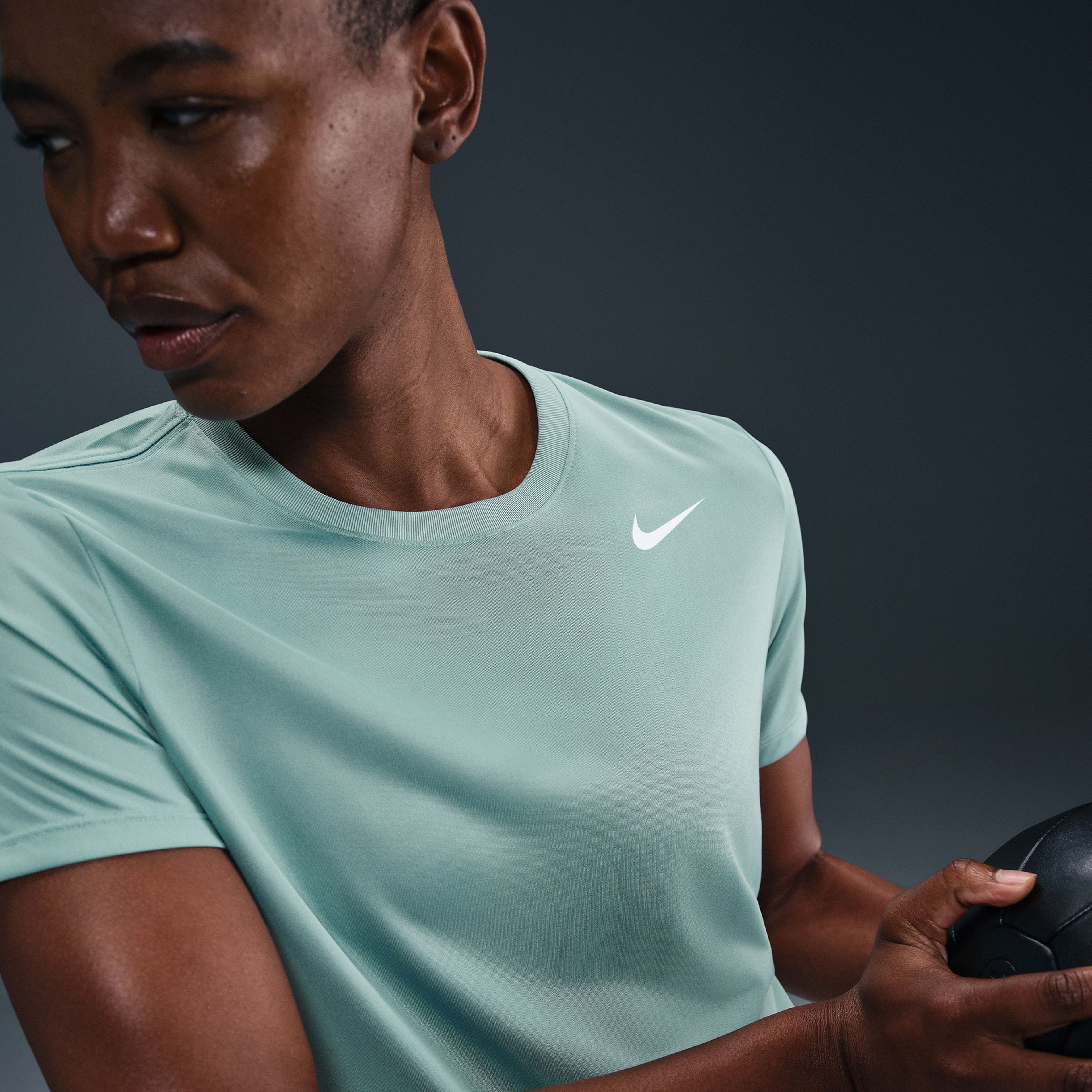 Nike Dri-Fit Kadın Yeşil T-Shirt