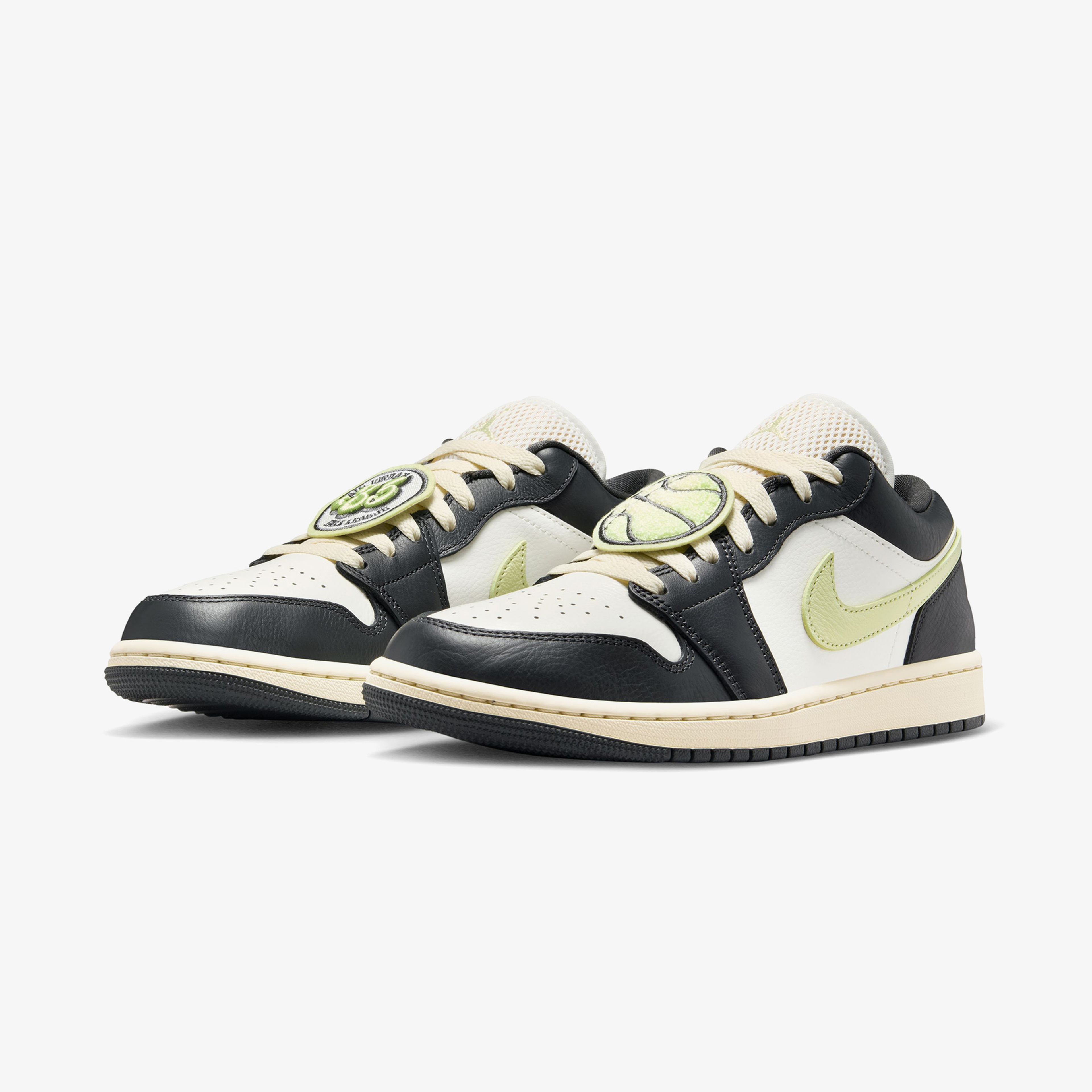 Jordan Sport Air Jordan 1 Low SE Kadın Siyah Spor Ayakkabı