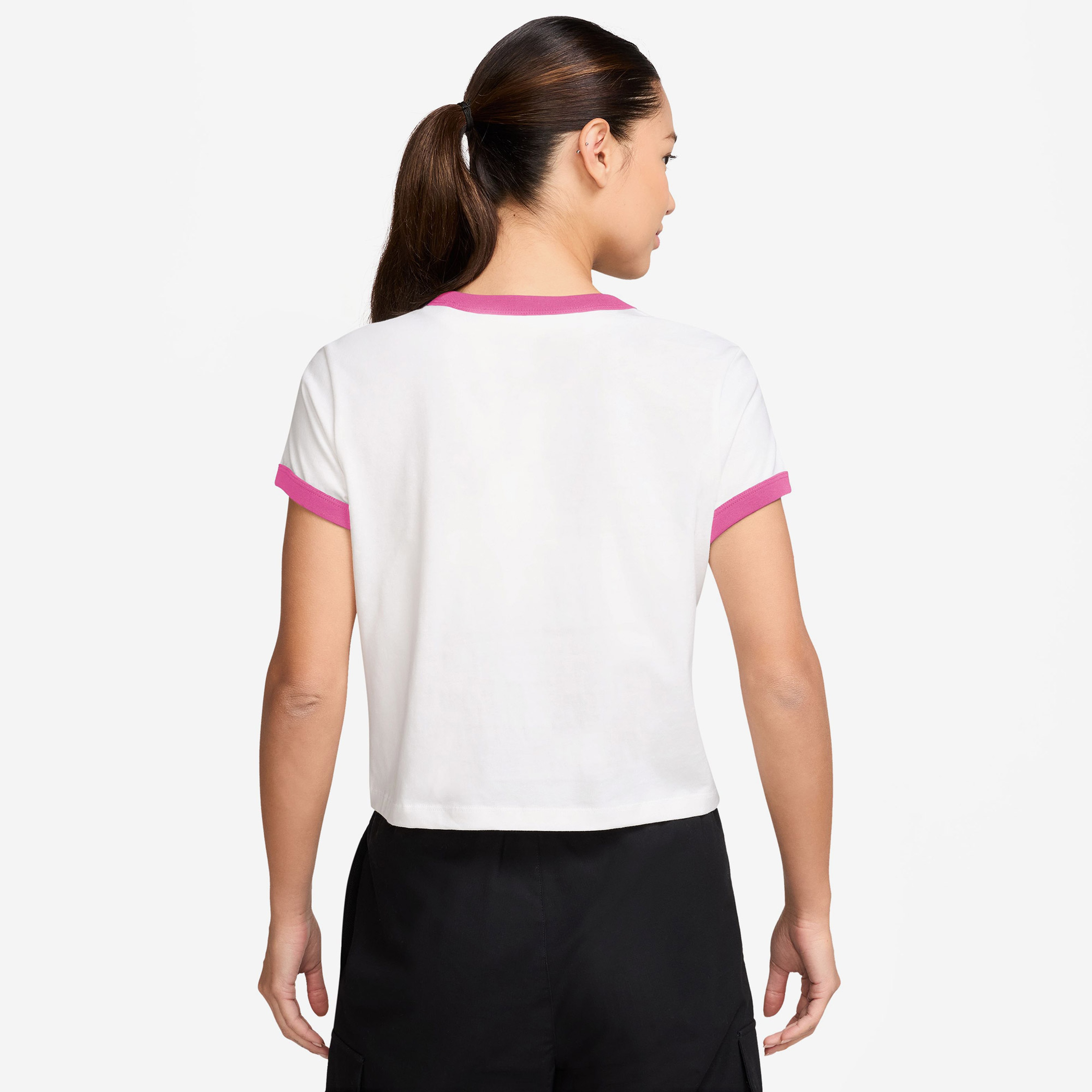 Nike Sportswear Kadın Beyaz T-Shirt