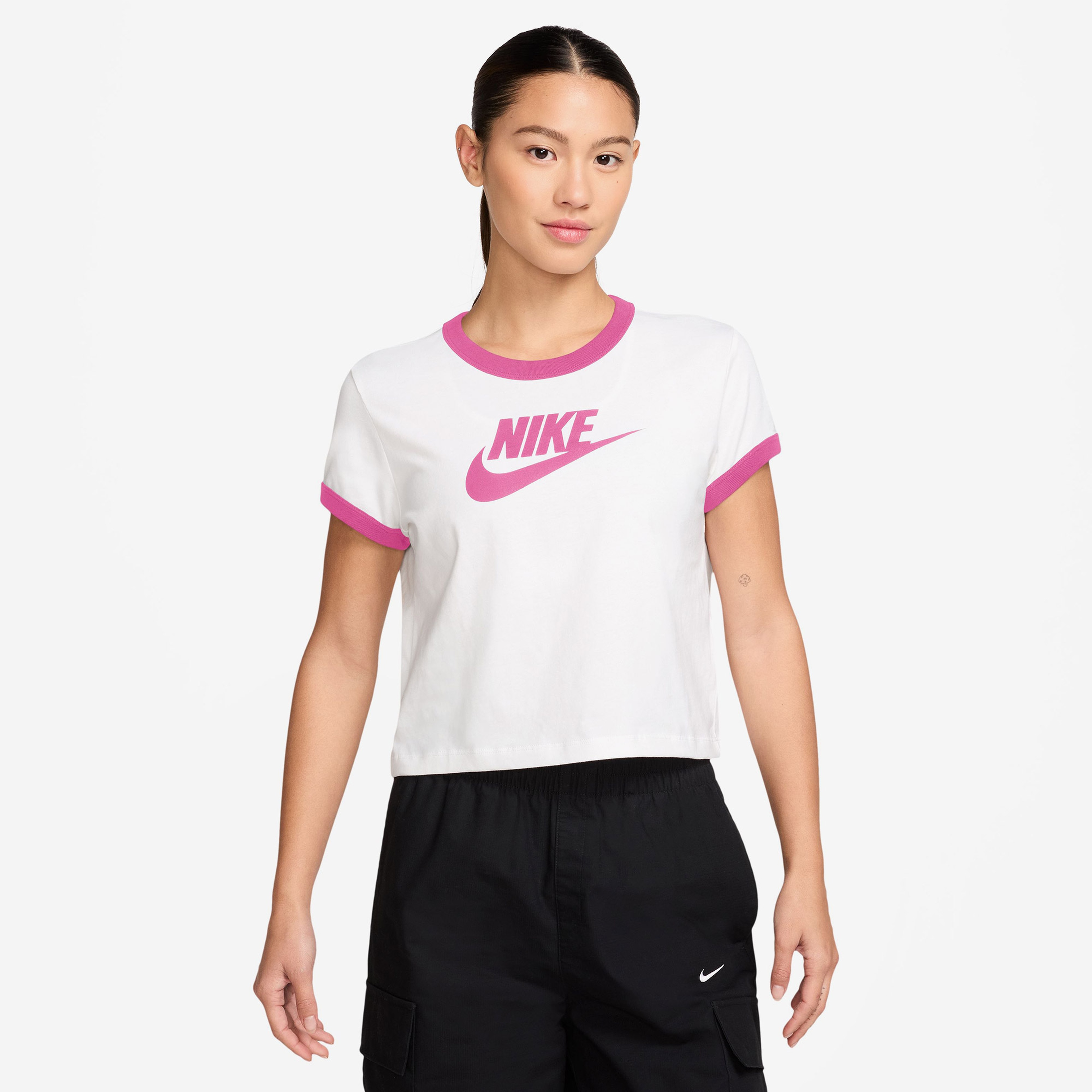 Nike Sportswear Kadın Beyaz T-Shirt