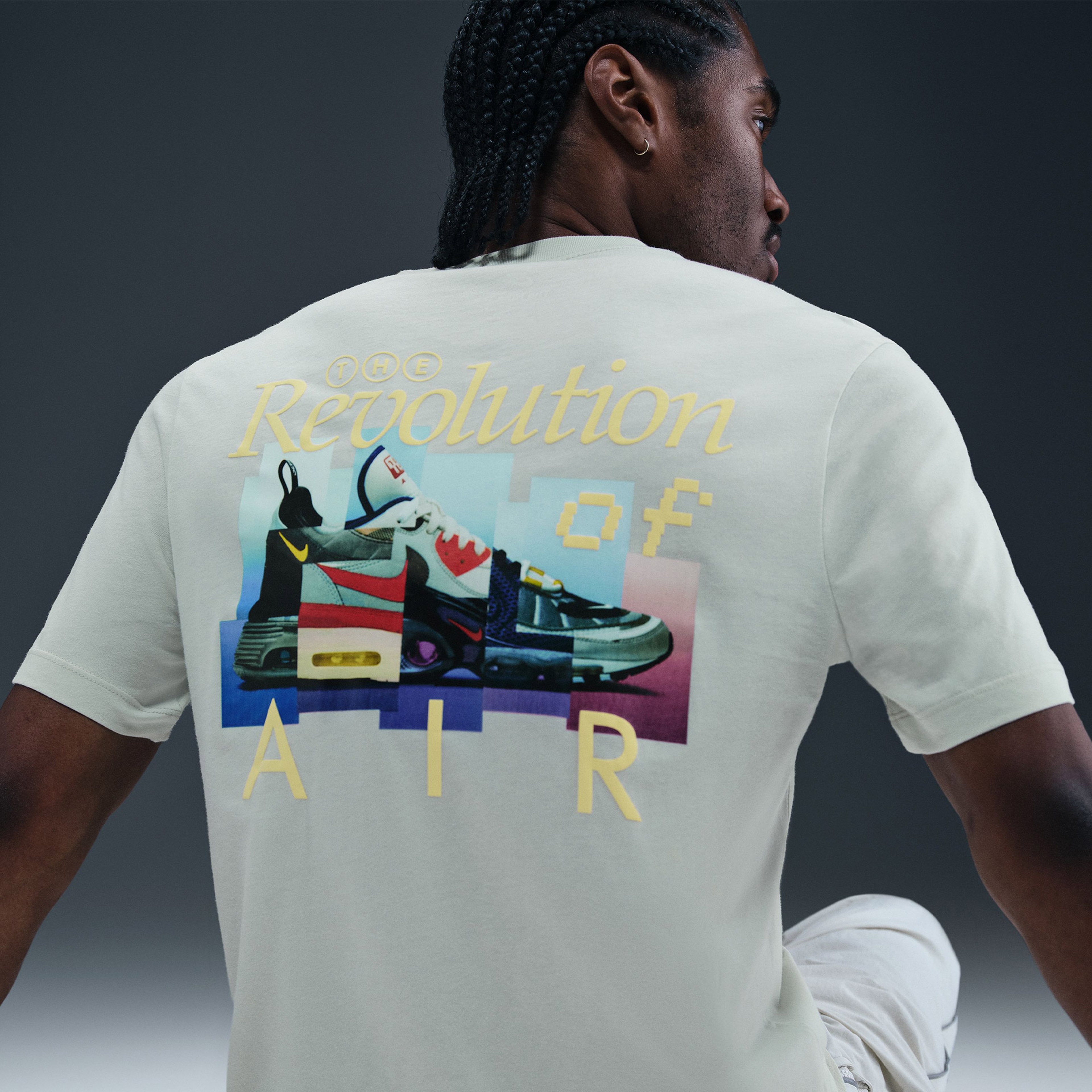 Nike Sportswear Erkek Gri T-Shirt