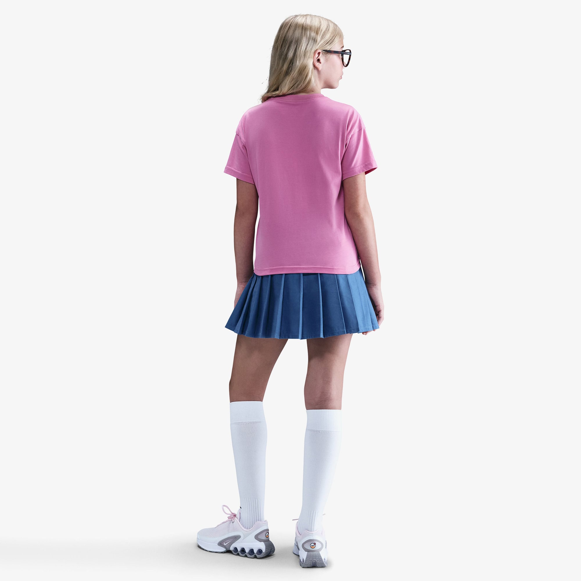 Nike Sportswear Flight Genç Çocuk Beyaz T-Shirt