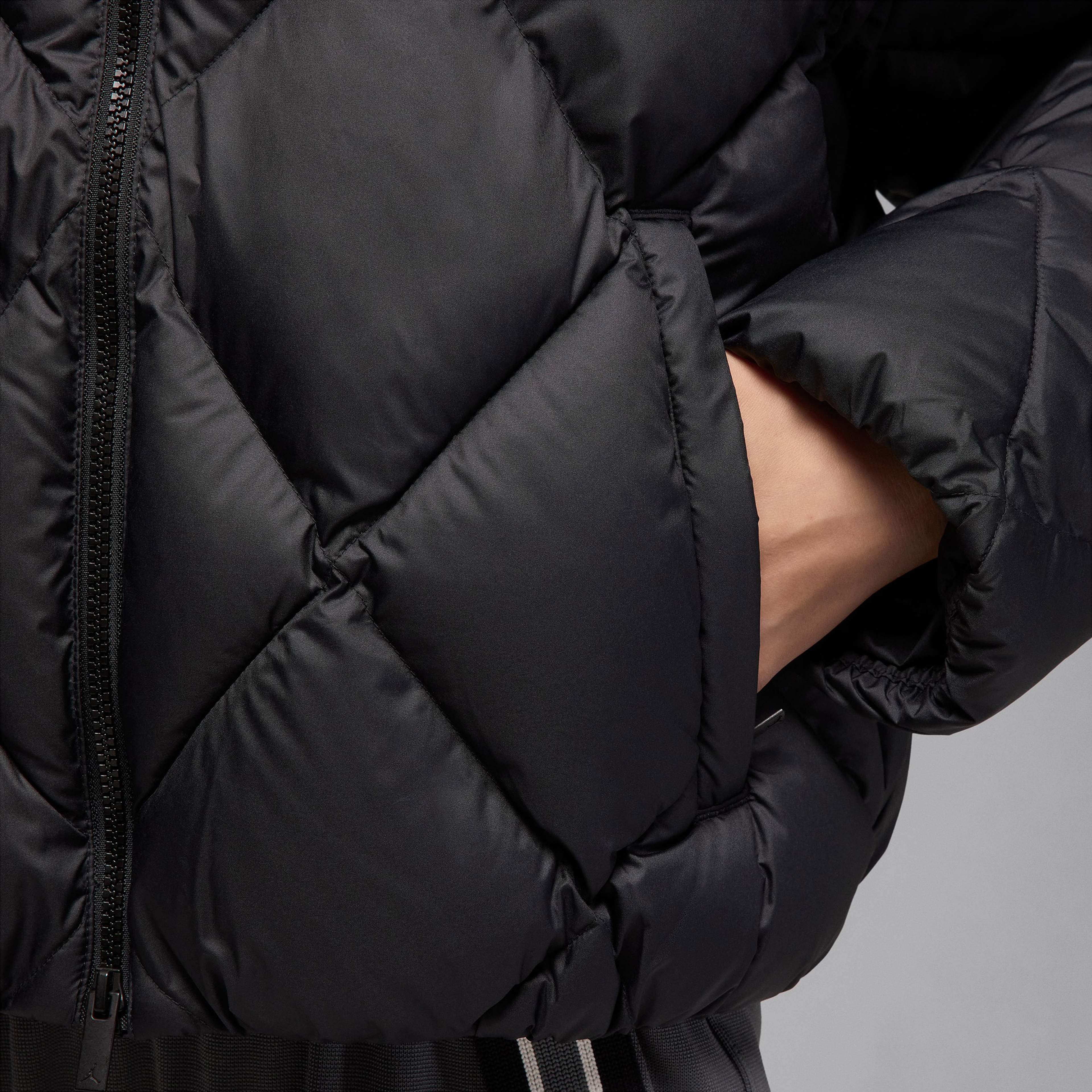 Jordan Brooklyn Puffer Kadın Siyah Ceket