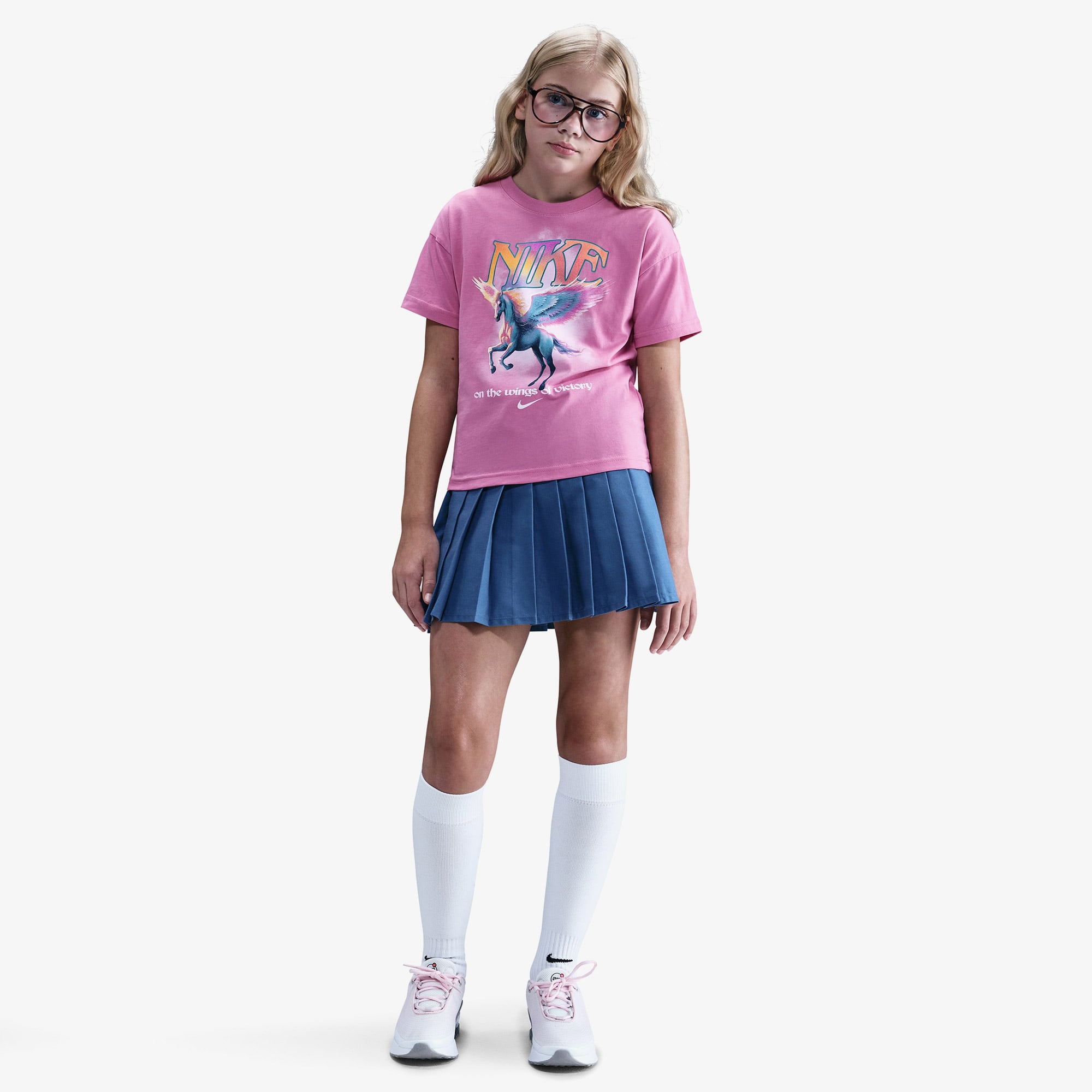 Nike Sportswear Flight Genç Çocuk Beyaz T-Shirt