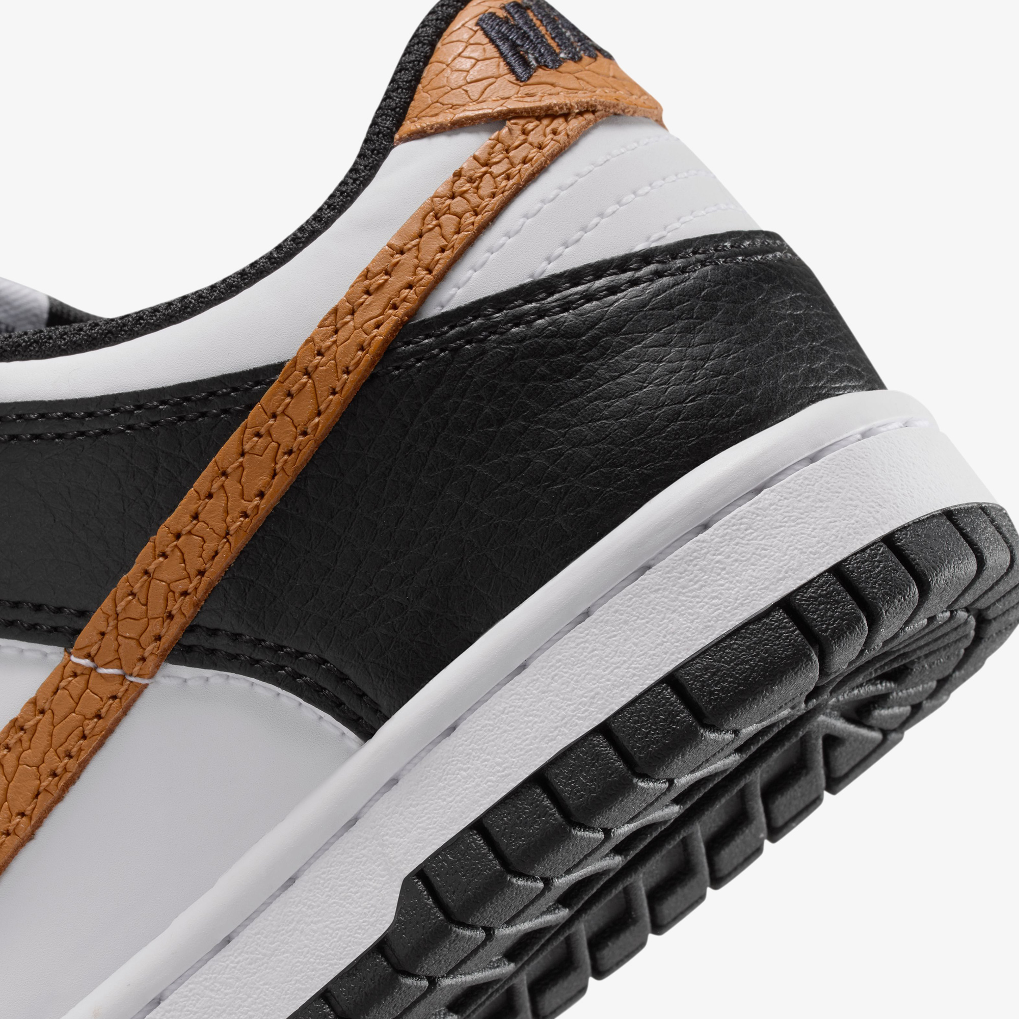 Nike Dunk Low Gs Çocuk Beyaz Spor Ayakkabı