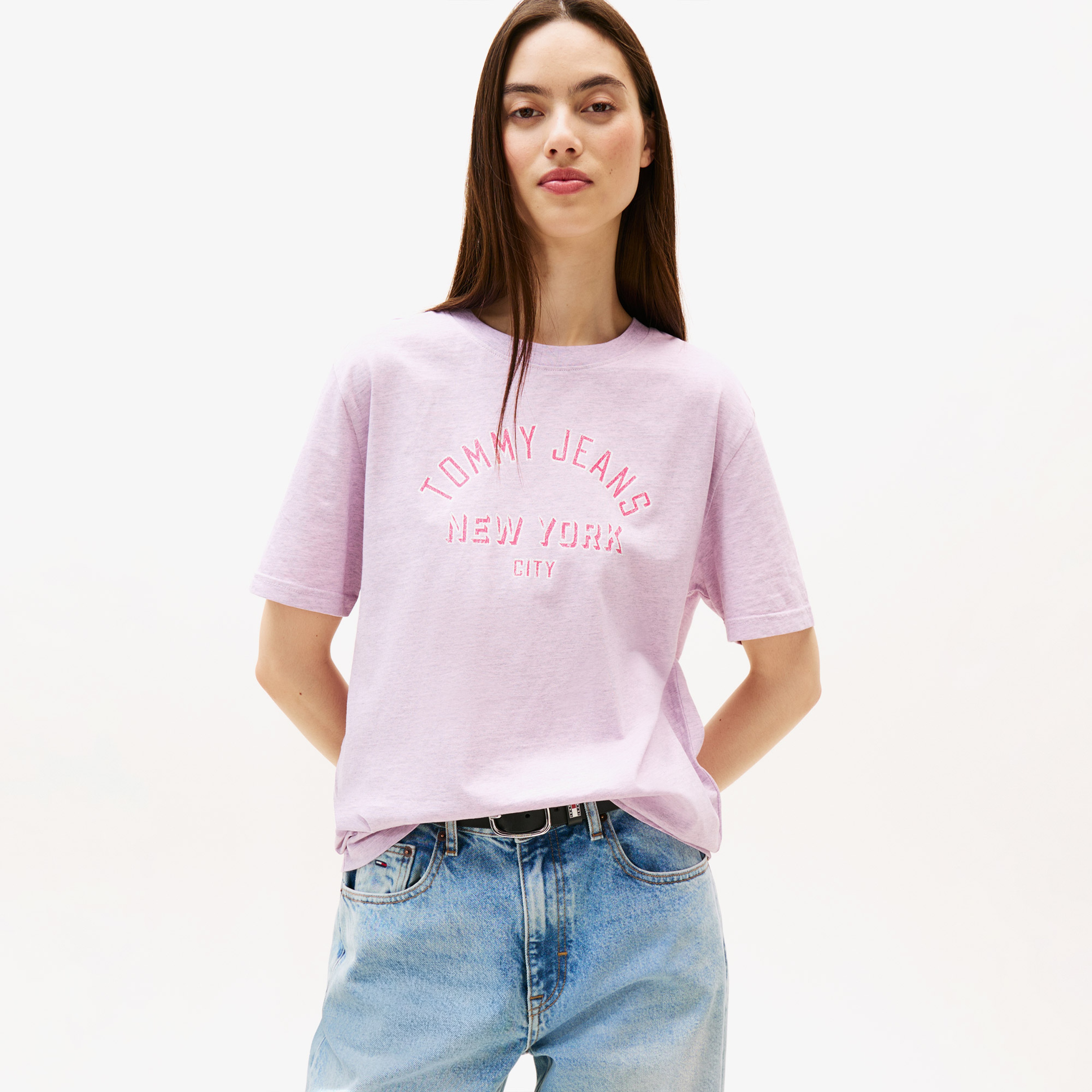 Tommy Jeans Relax Varsity Overdye Kadın Pembe T-Shirt