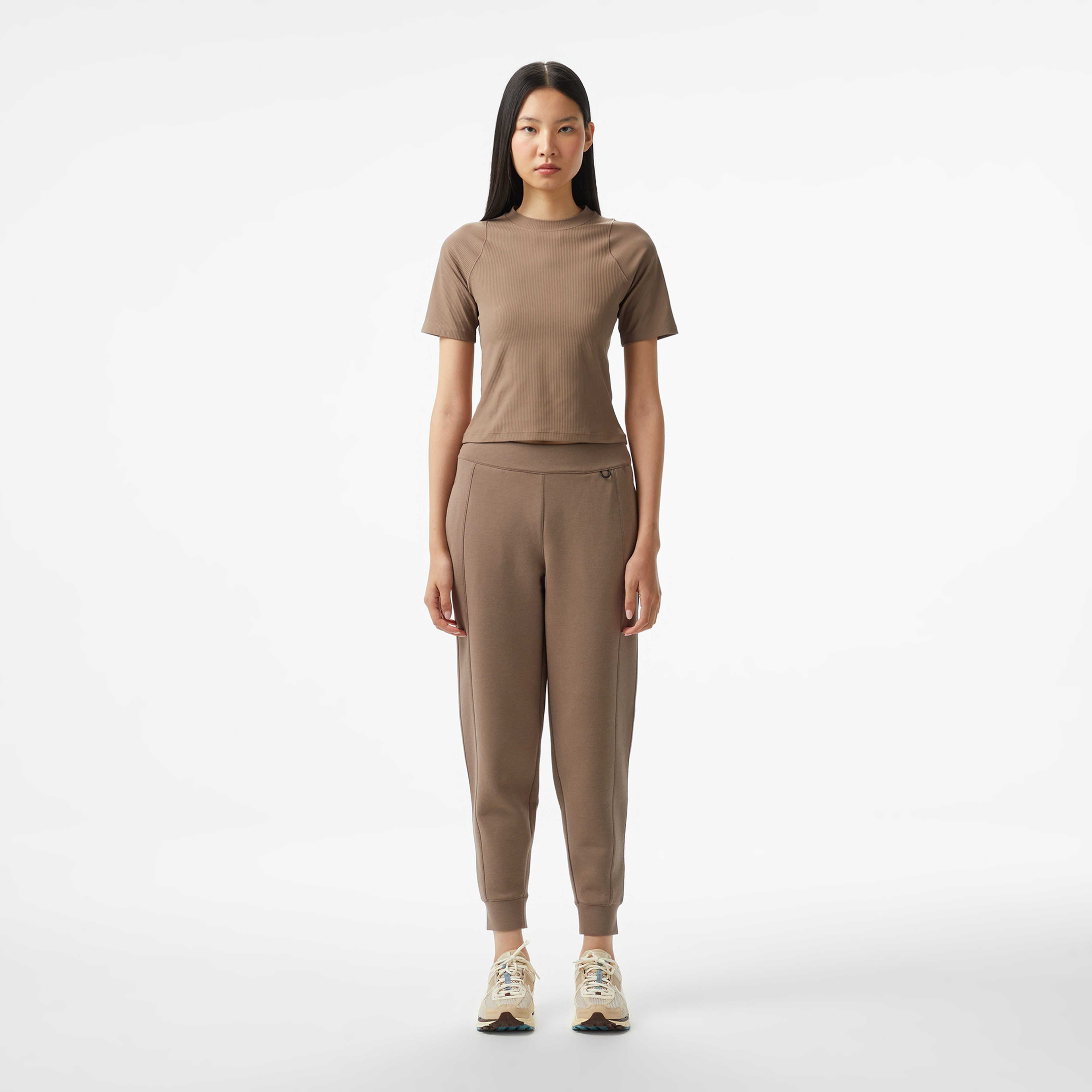 Nike Dri-Fit Zenvy Kadın Kahverengi T-Shirt