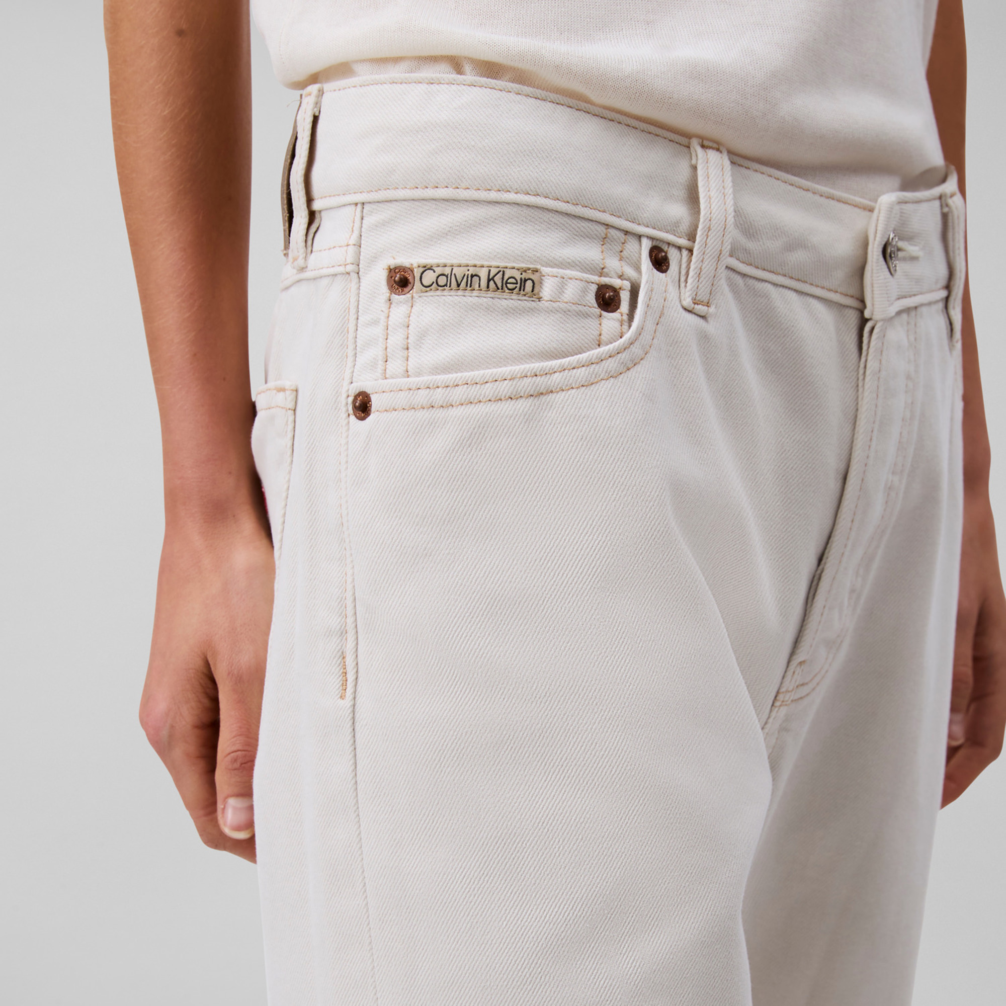 Calvin Klein Signature 90S Straight Soft Bone Kadın Beyaz Jean