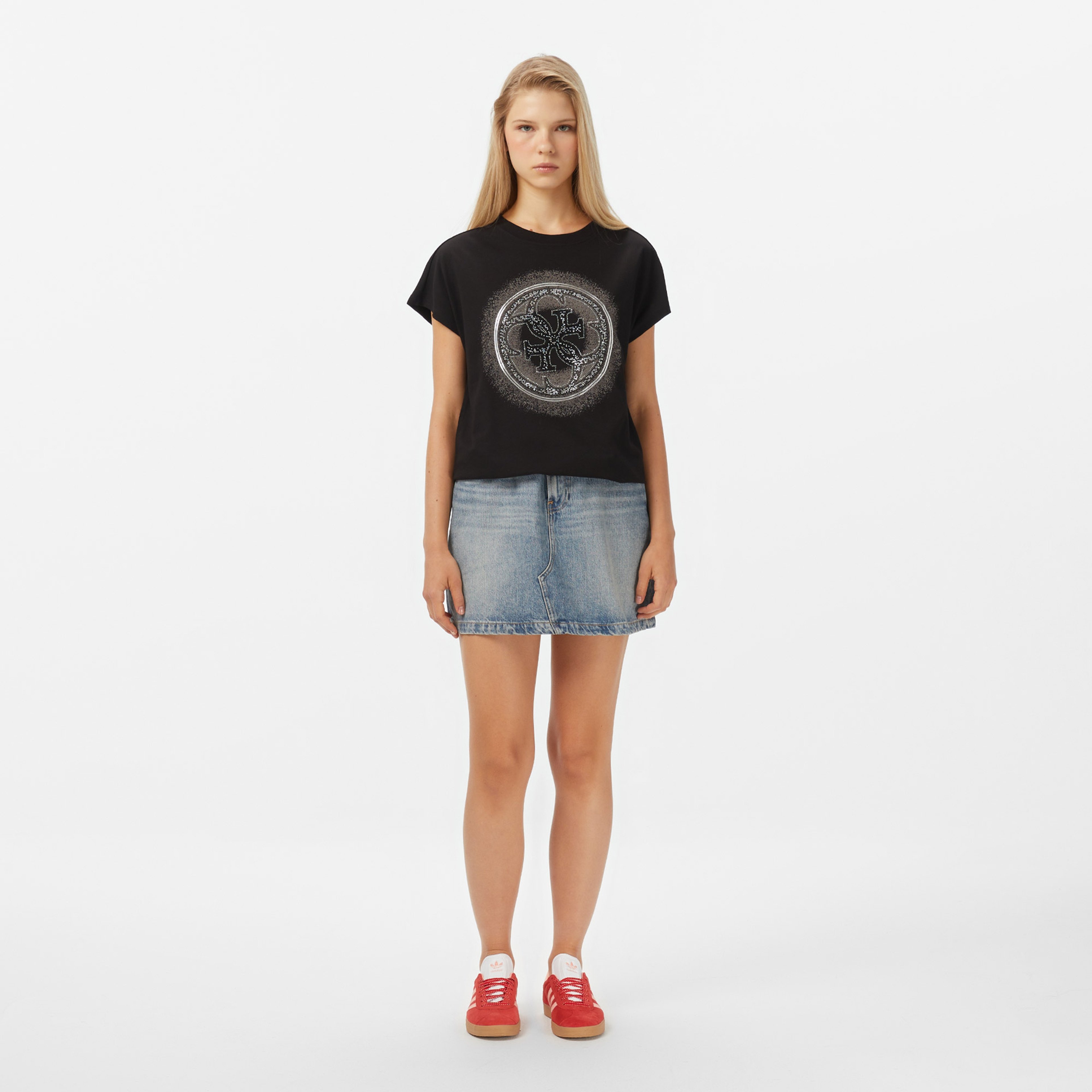 Guess Shaded Slim Fit Kadın Siyah T-Shirt