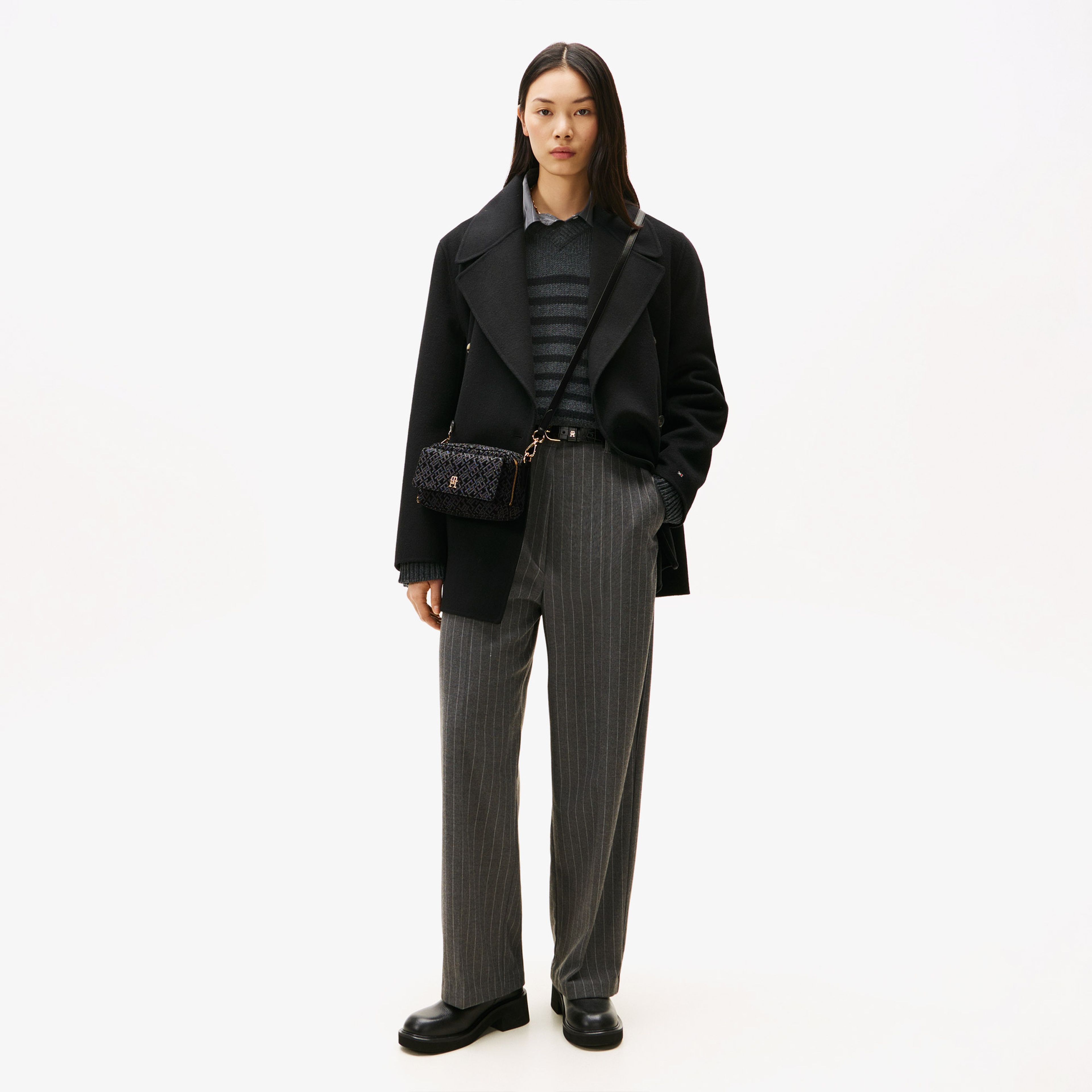Tommy Hilfiger Icon Jacquard Kadın Siyah Çapraz Çanta