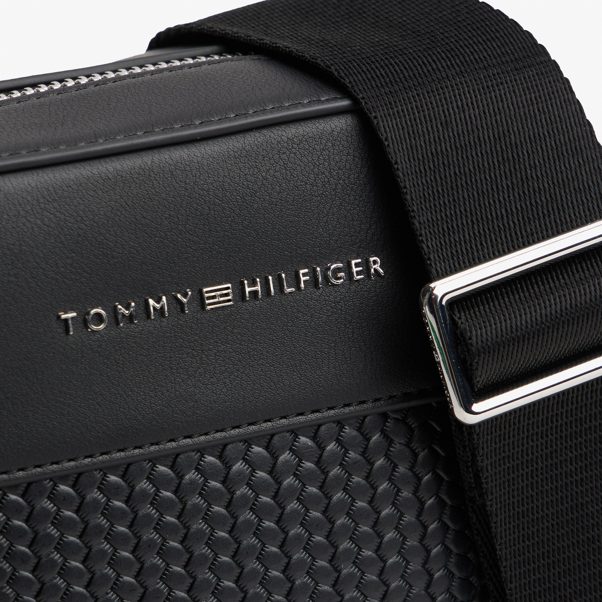 Tommy Hilfiger Woven Mini Reporter Erkek Siyah Çapraz Çanta