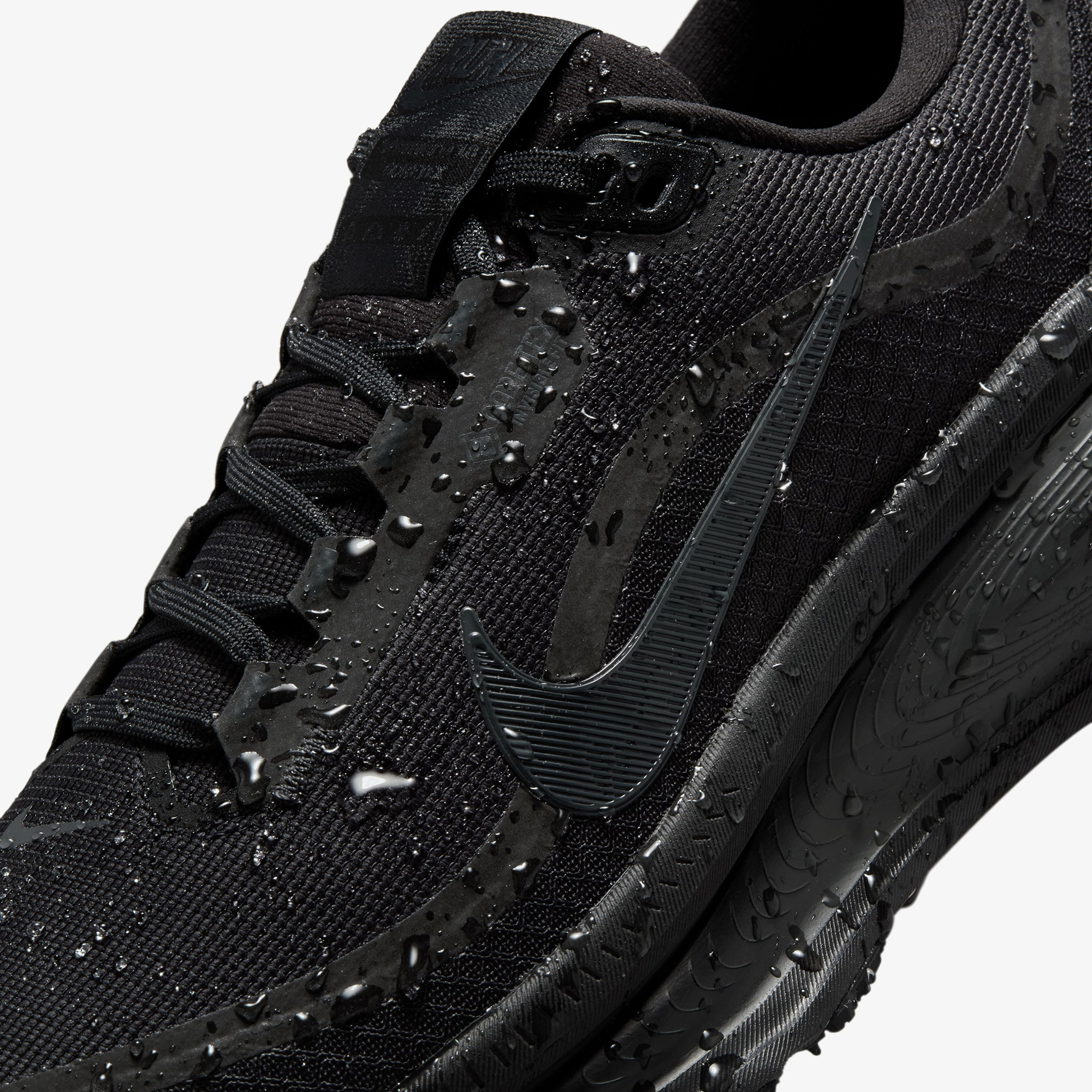 Nike Vomero 18 Gore-Tex Kadın Siyah Koşu Ayakkabısı