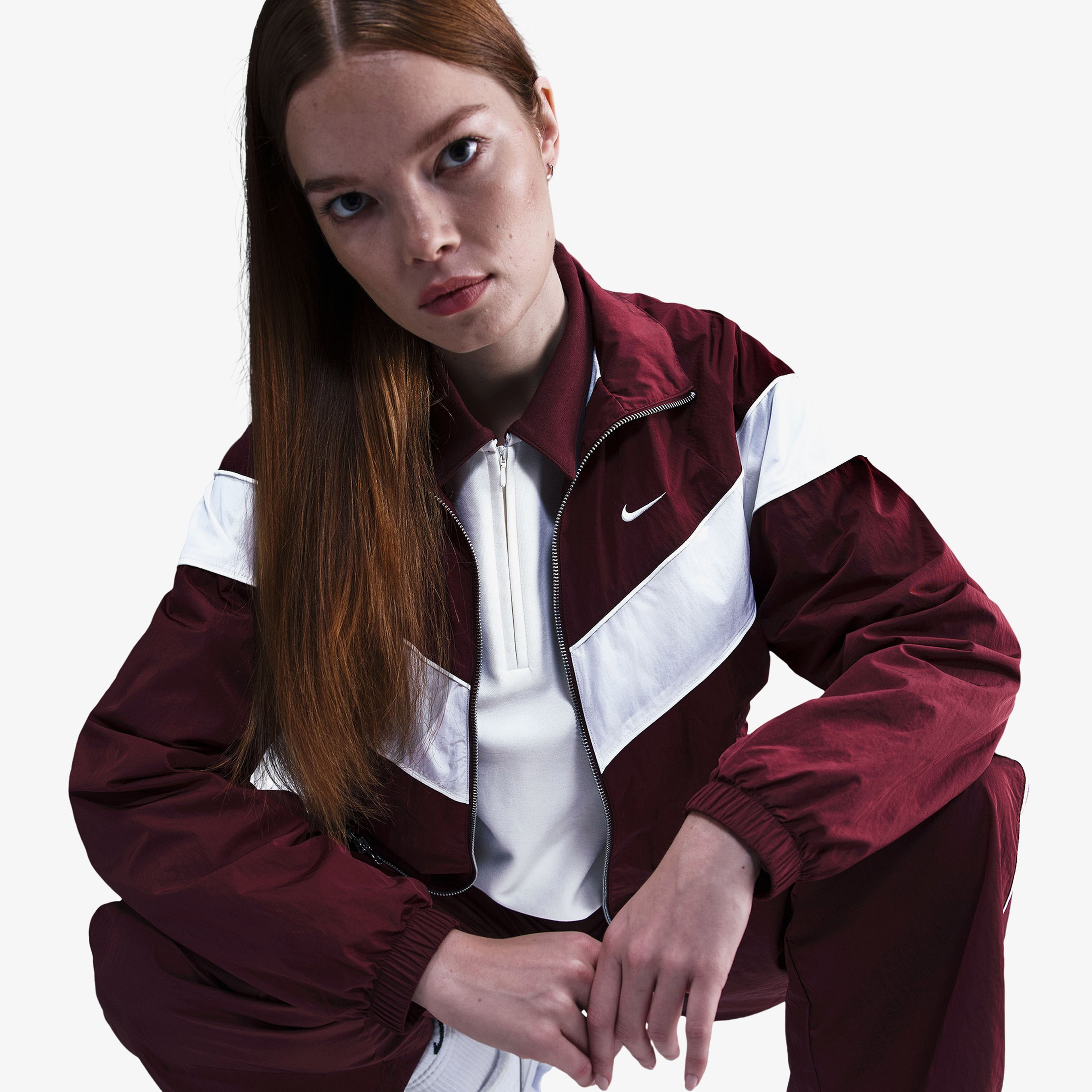 Nike Sportswear Windrunner Woven Kadın Bordo Ceket