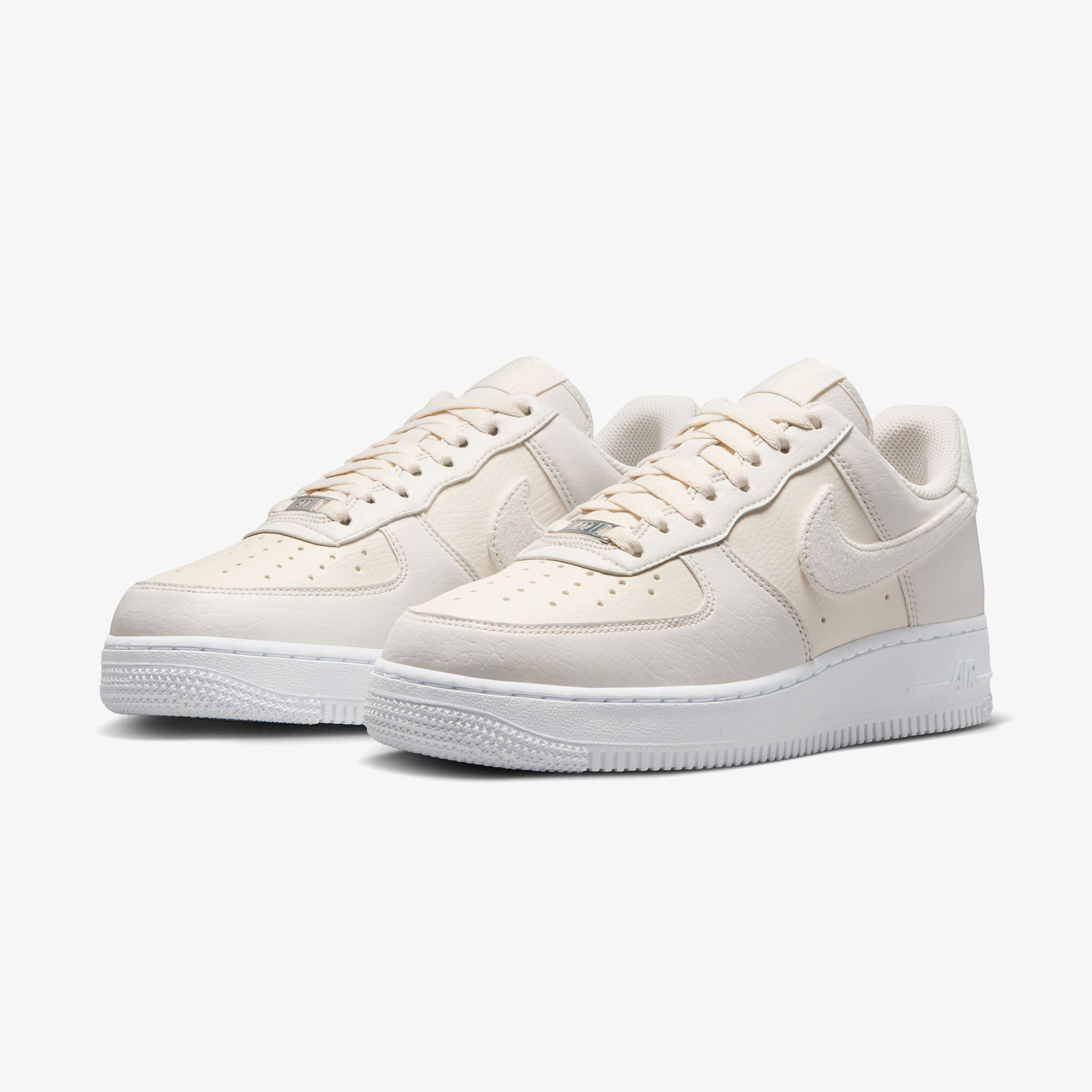 Nike Air Force 1 '07 Next Nature Kadın Krem Rengi Spor Ayakkabı