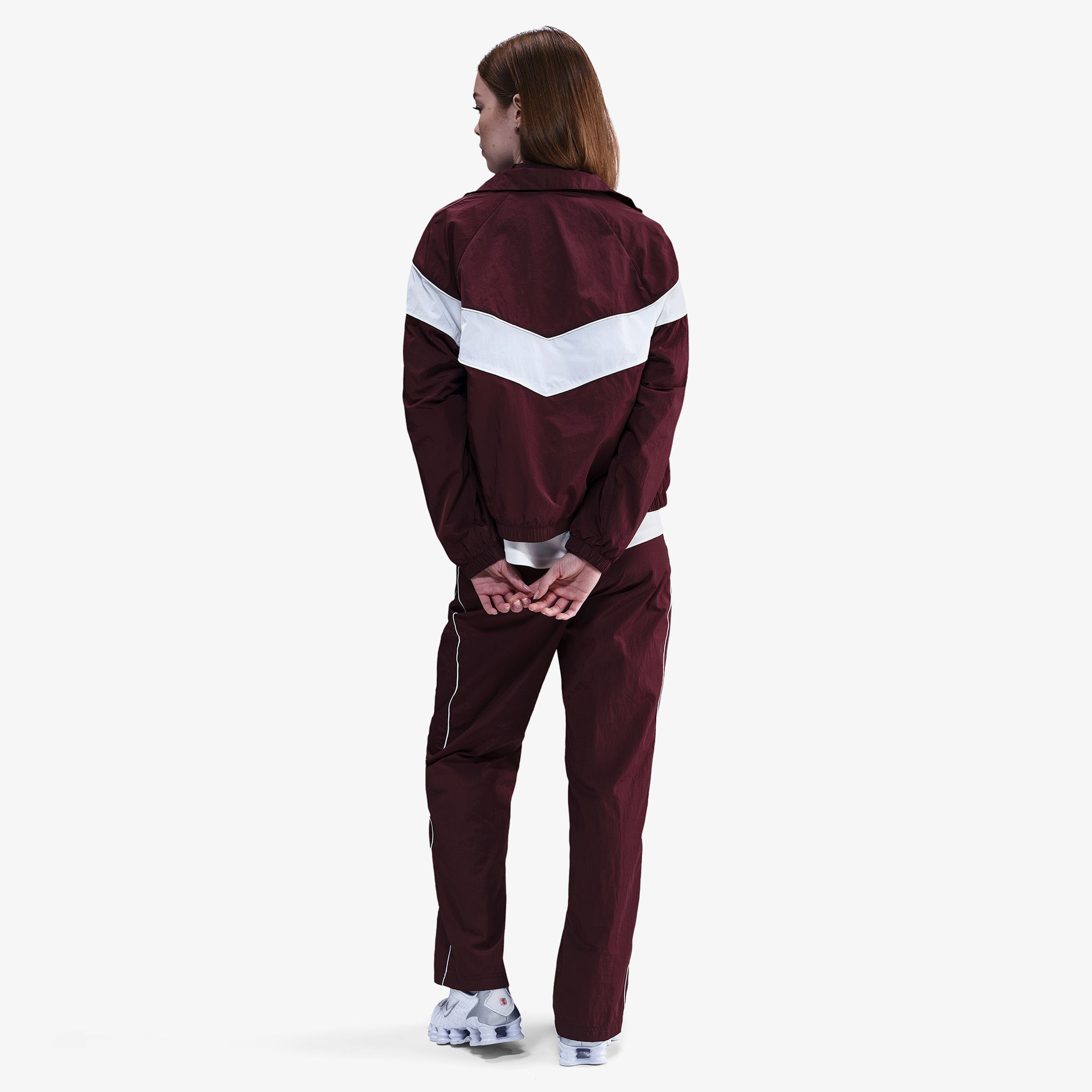 Nike Sportswear Windrunner Woven Kadın Bordo Ceket